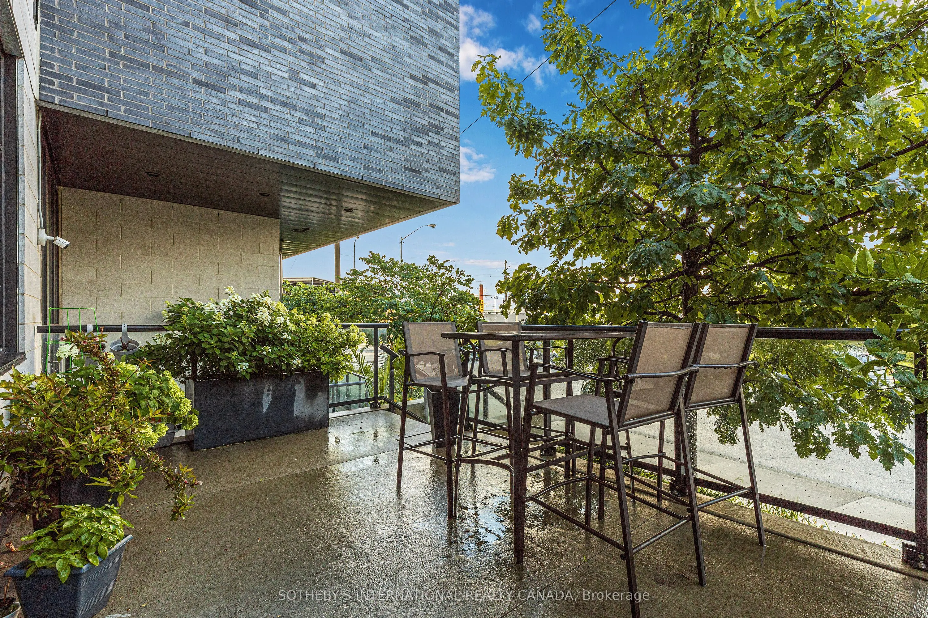 25 Malcolm Road, #TH-105