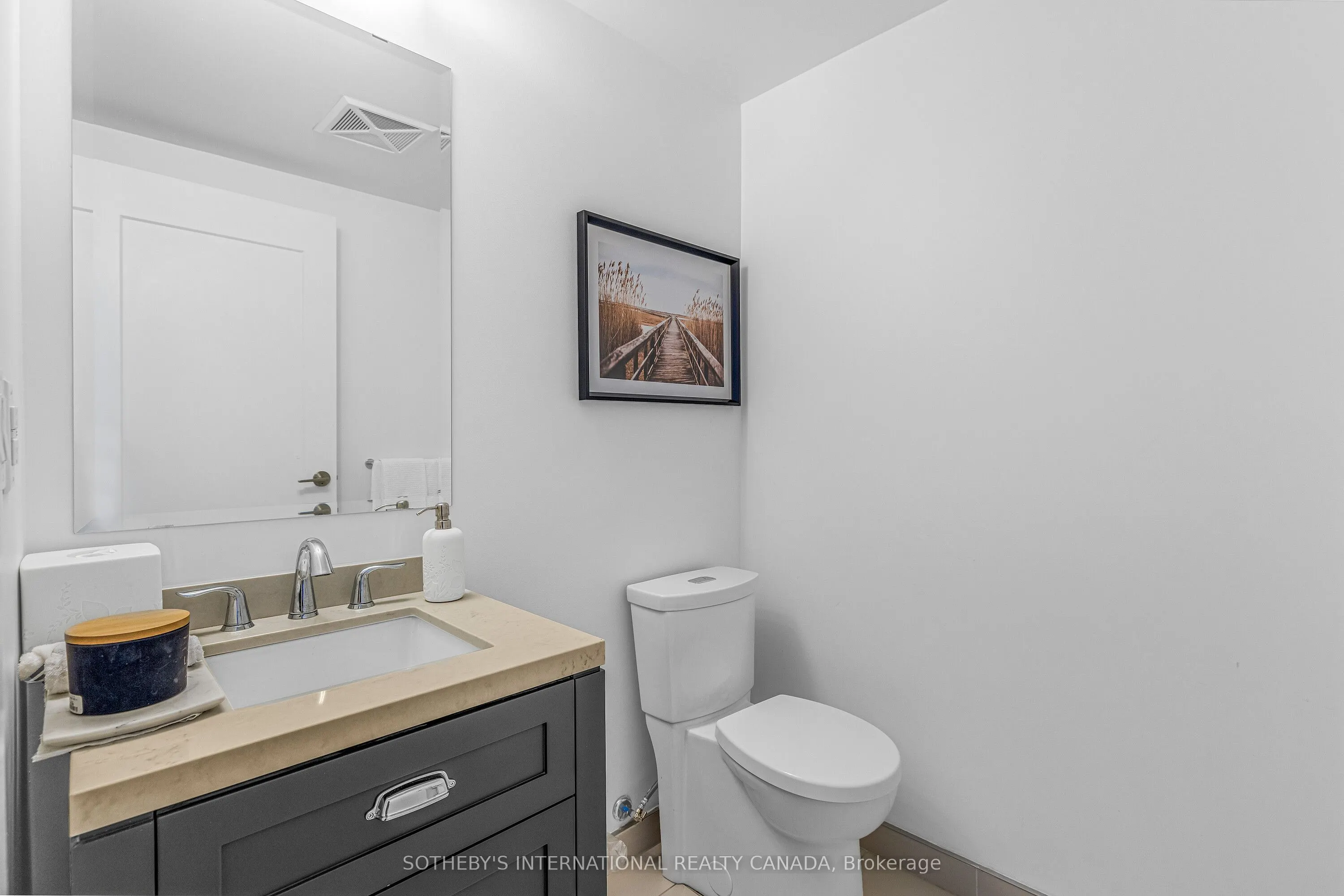 25 Malcolm Road, #TH-105