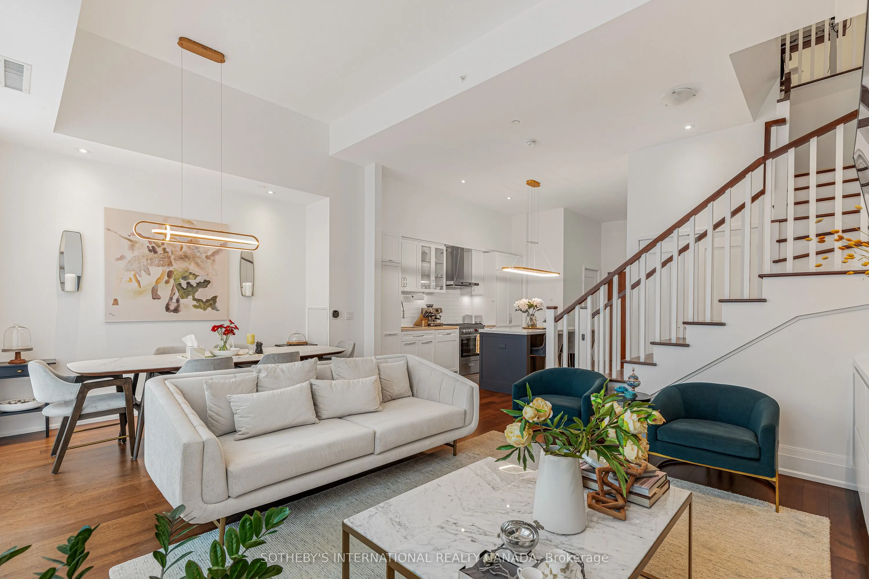 25 Malcolm Road, #TH-105