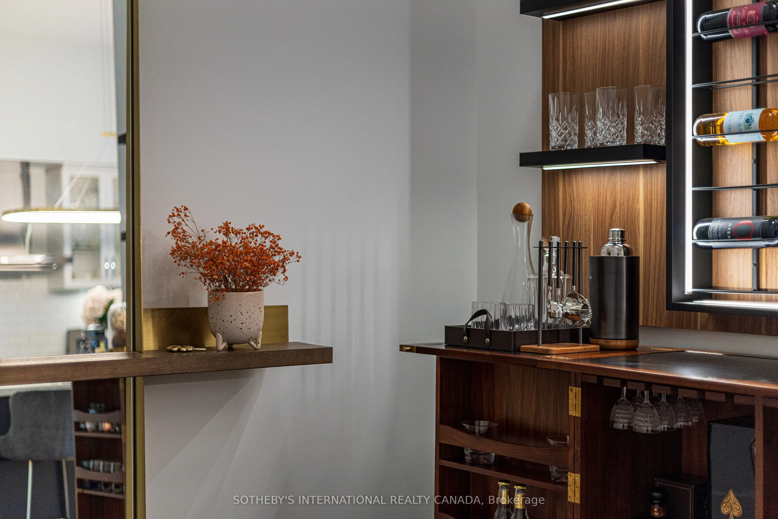 25 Malcolm Road, #TH105