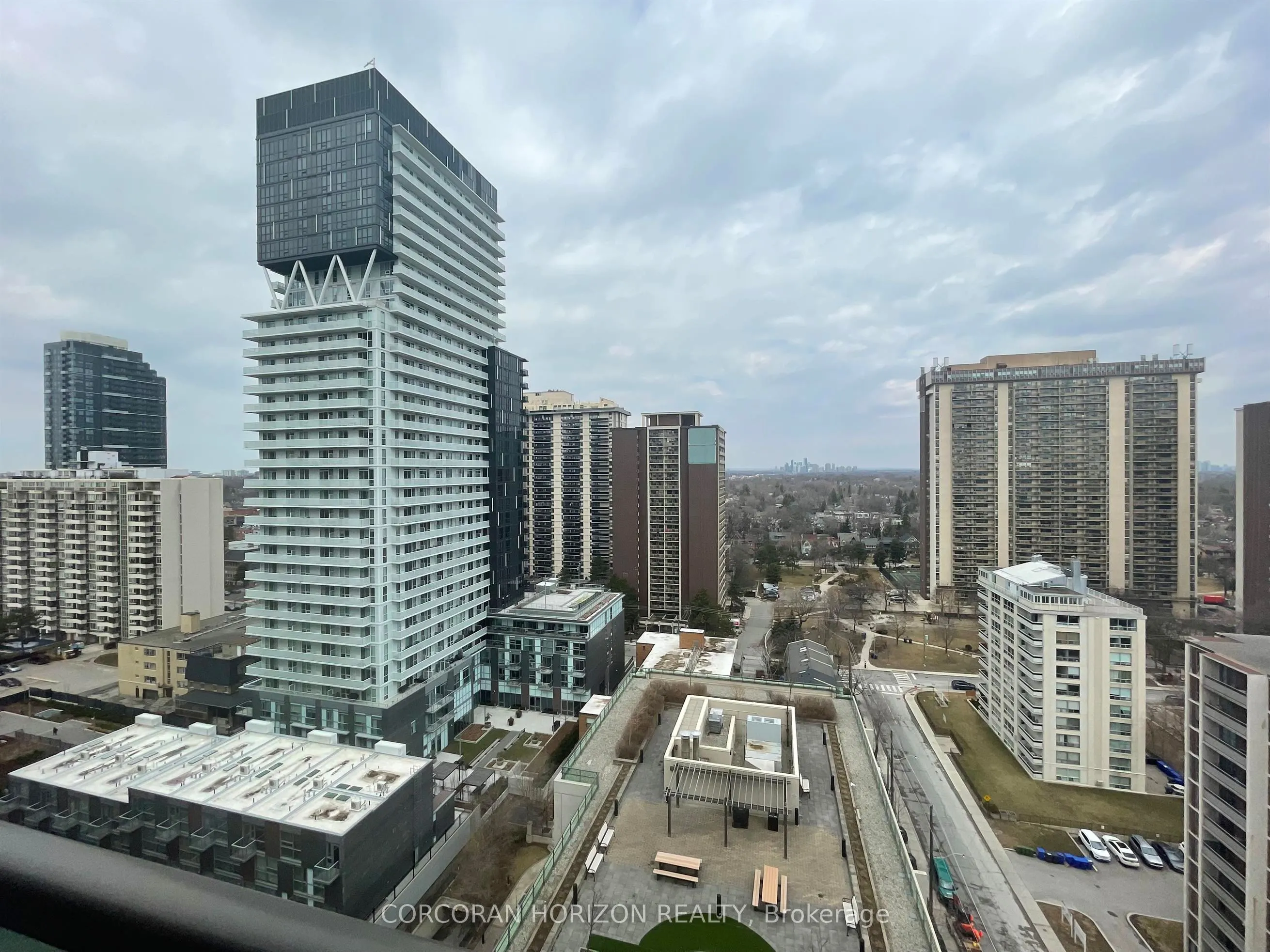 88 Broadway Avenue, #1601