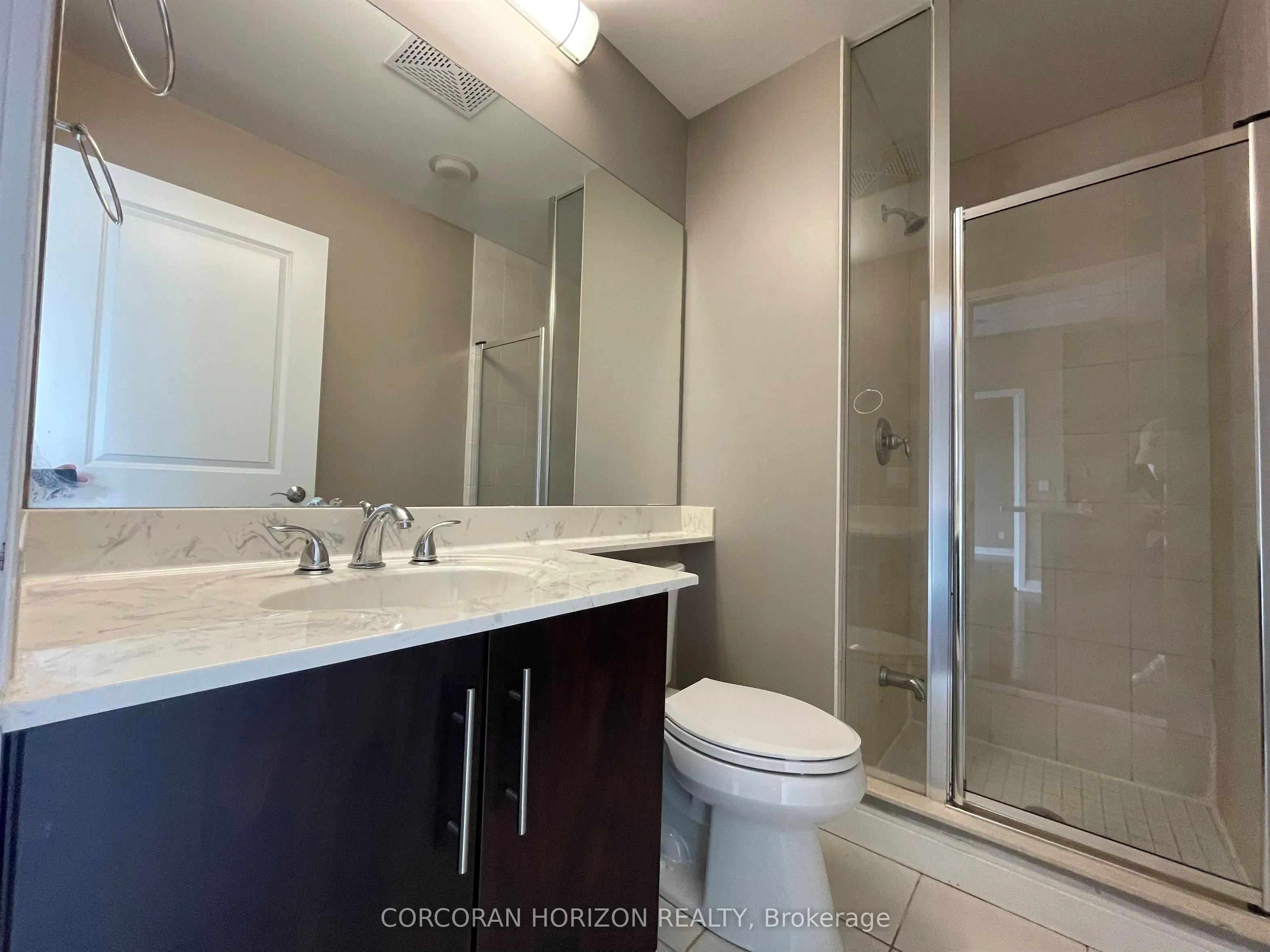 88 Broadway Avenue, #1601