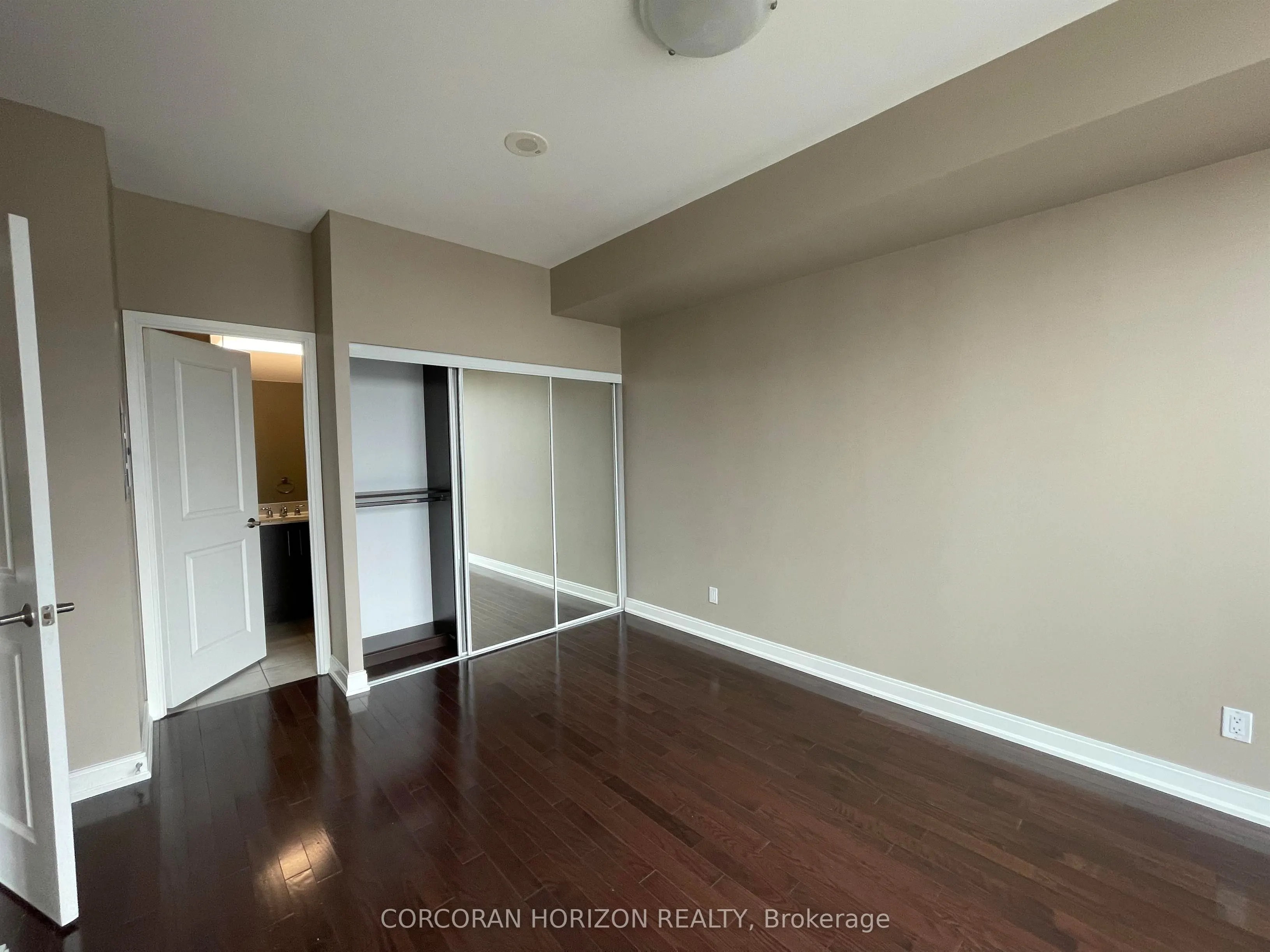 88 Broadway Avenue, #1601