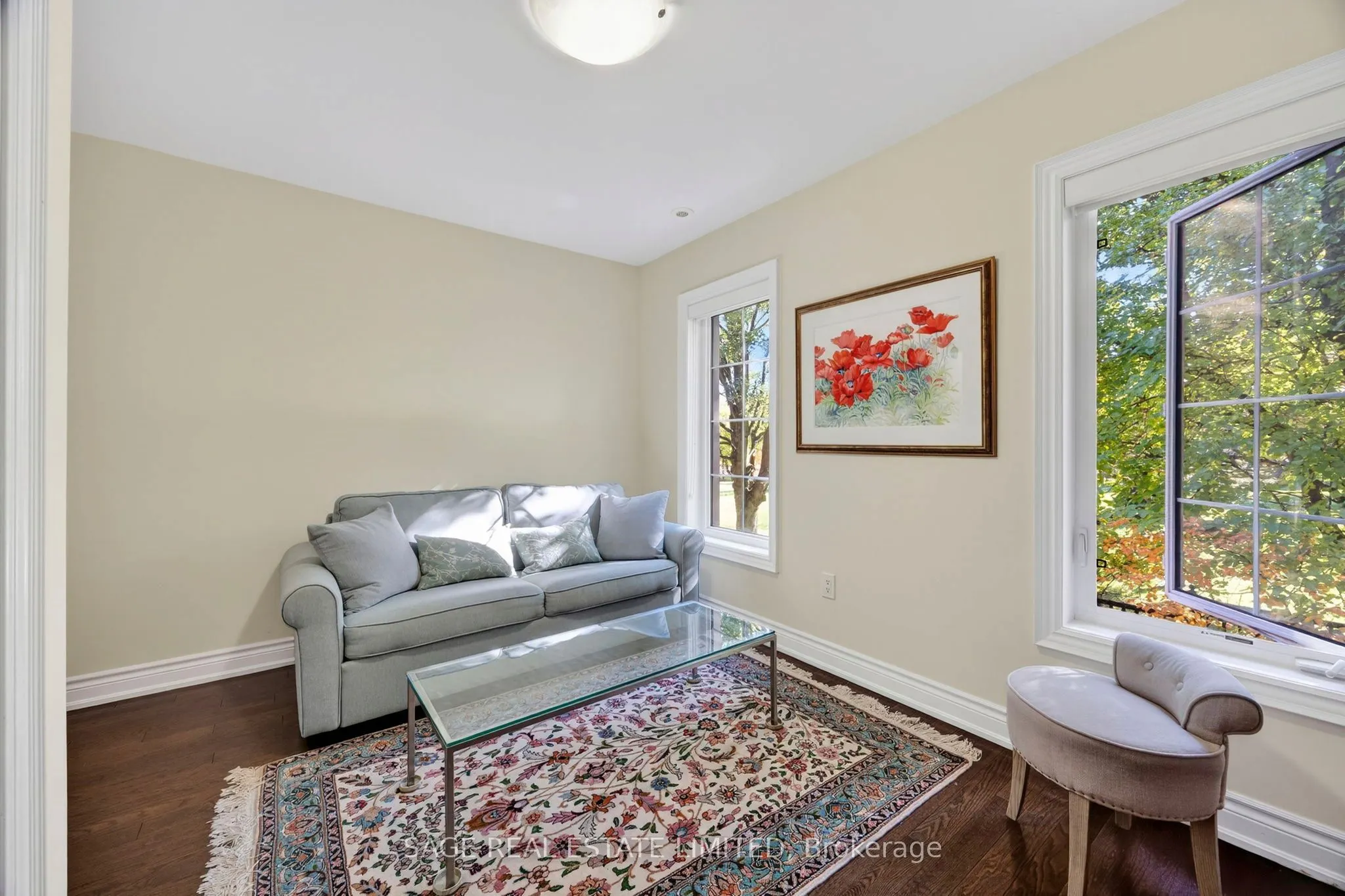 10 Hargrave Lane S, #1