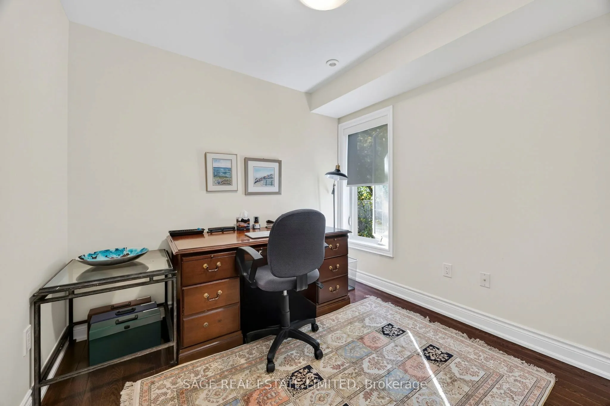 10 Hargrave Lane S, #1