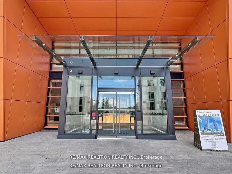 95 McMahon Drive, #Th515