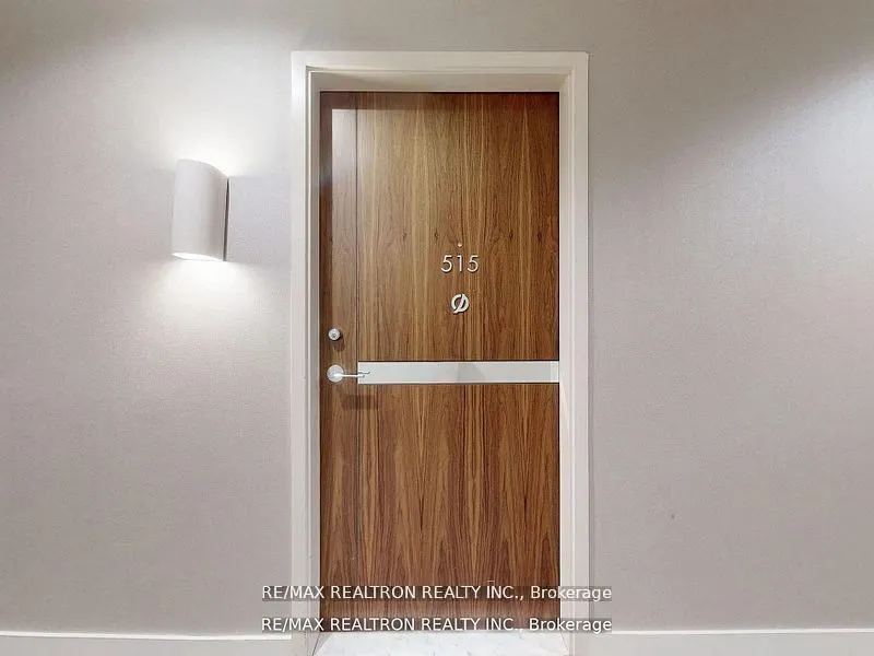 95 McMahon Drive, #Th515