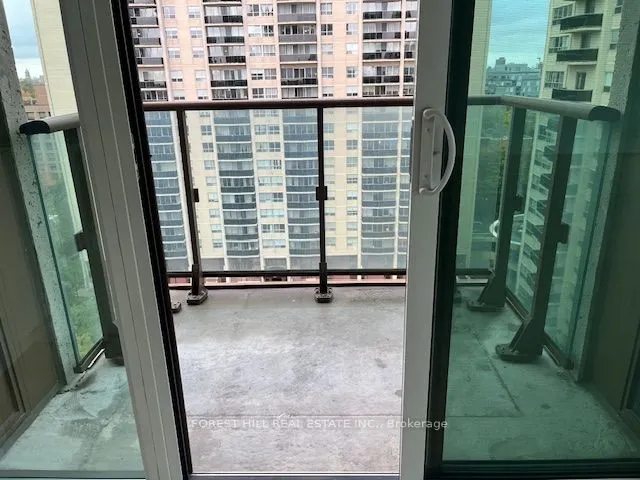 310 Tweedsmuir Avenue, #1207