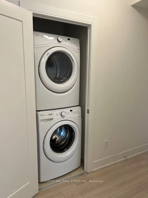 310 Tweedsmuir Avenue, #1207