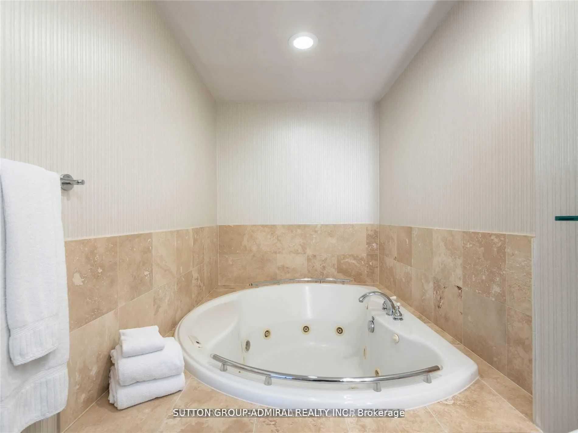 1 King Street W, #4302