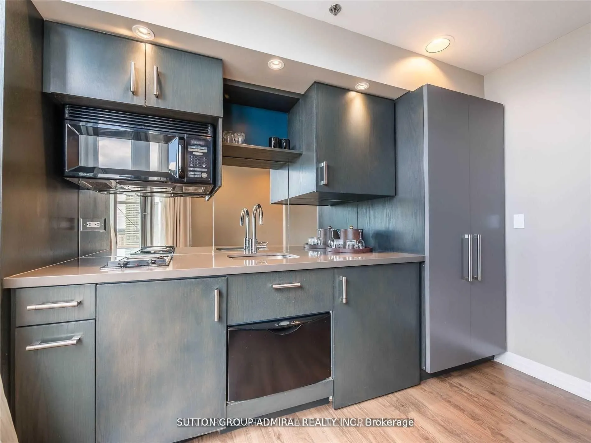 1 King Street W, #4302