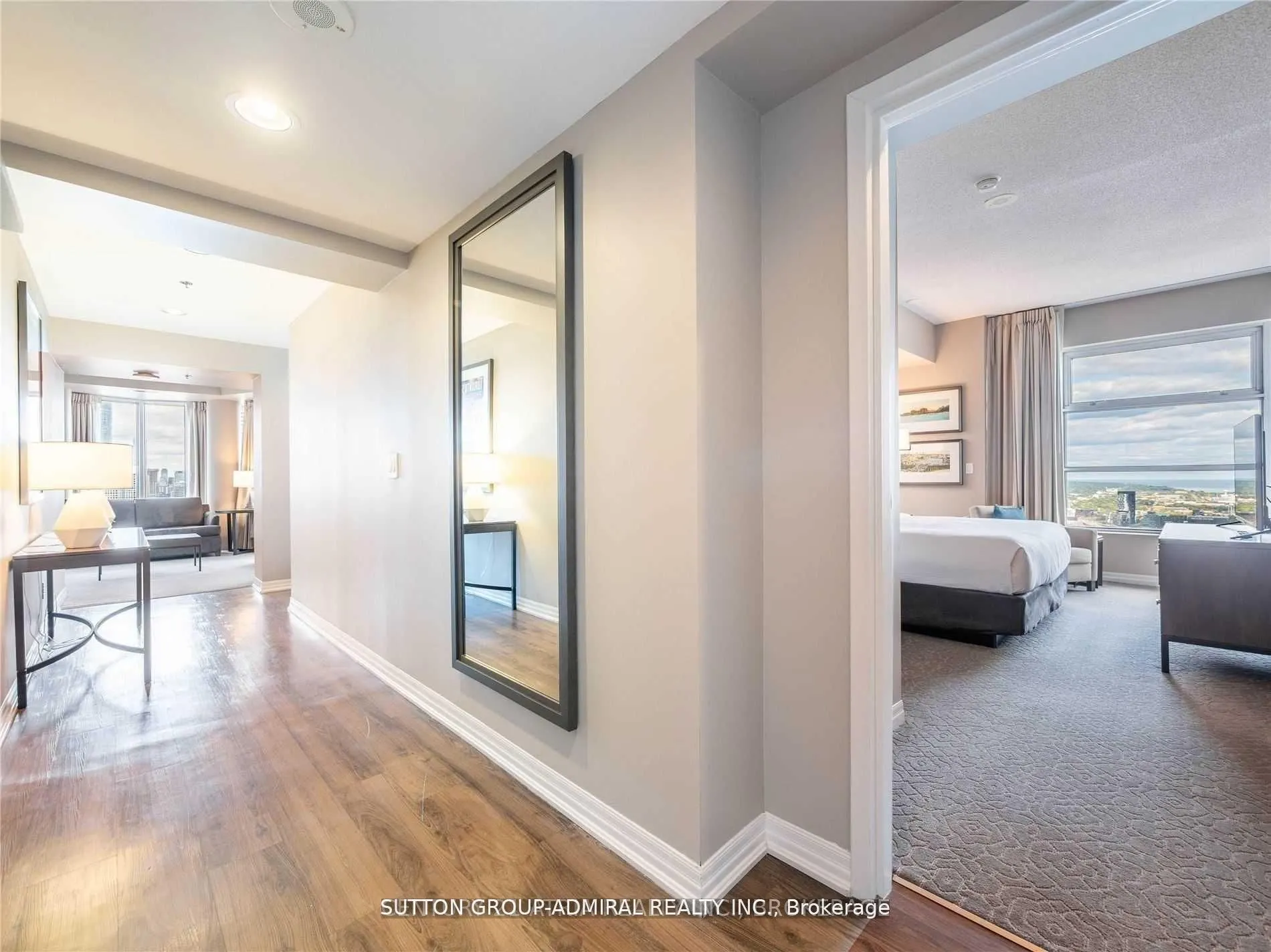 1 King Street W, #4302