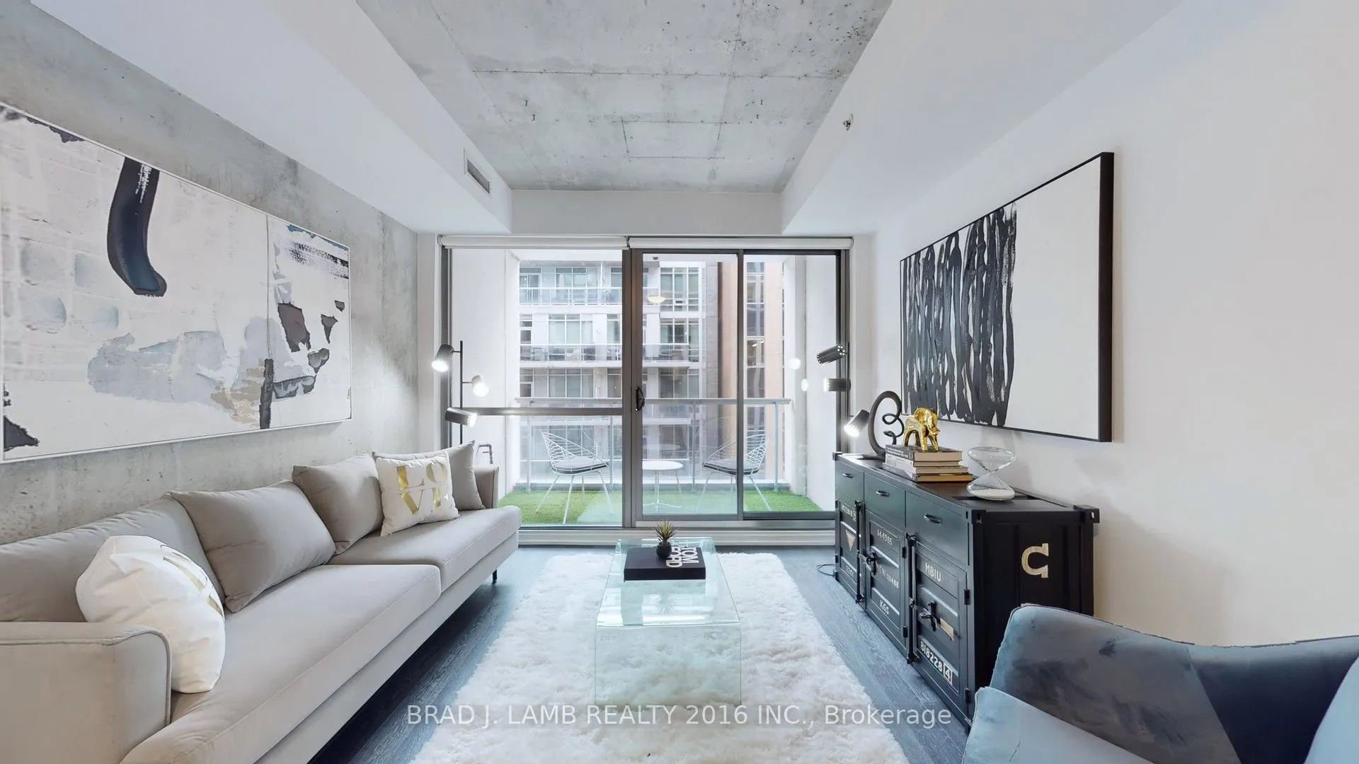 39 Brant Street W, #518