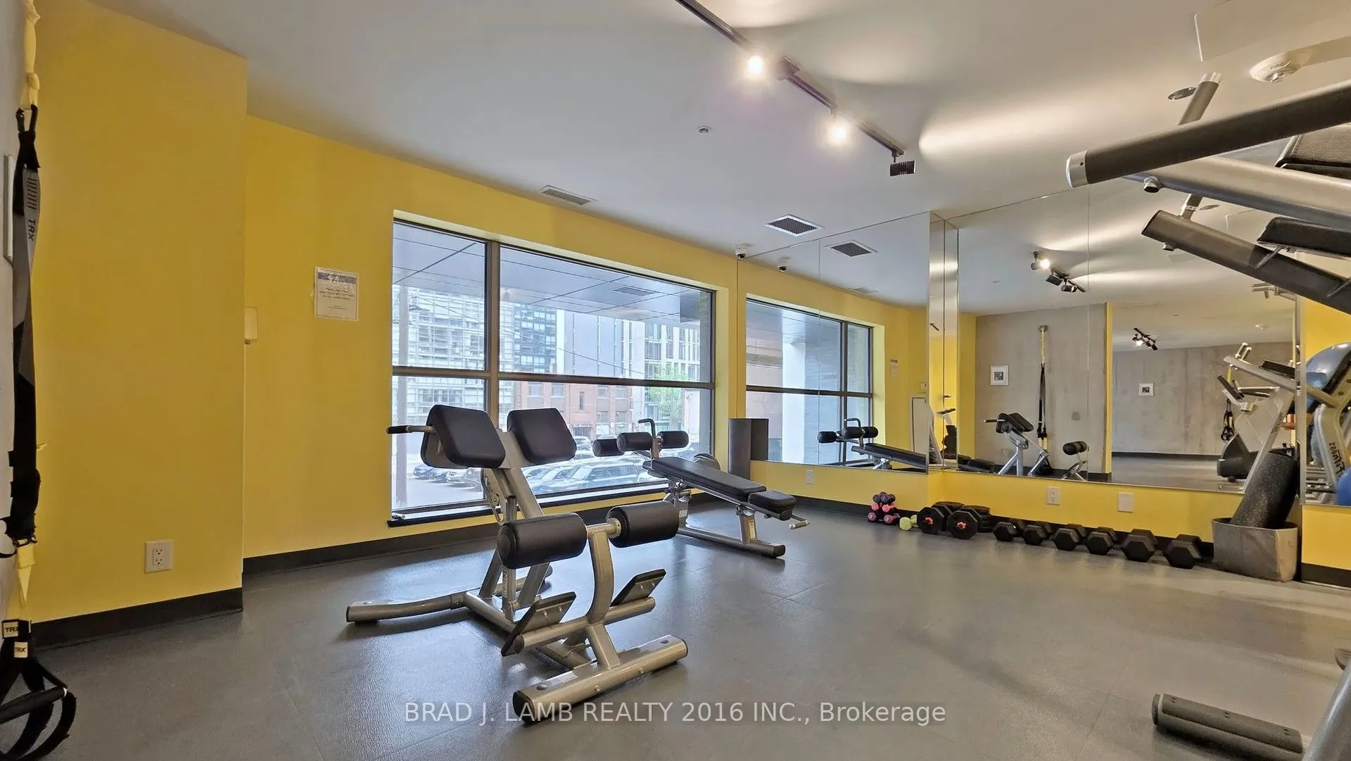 39 Brant Street W, #518