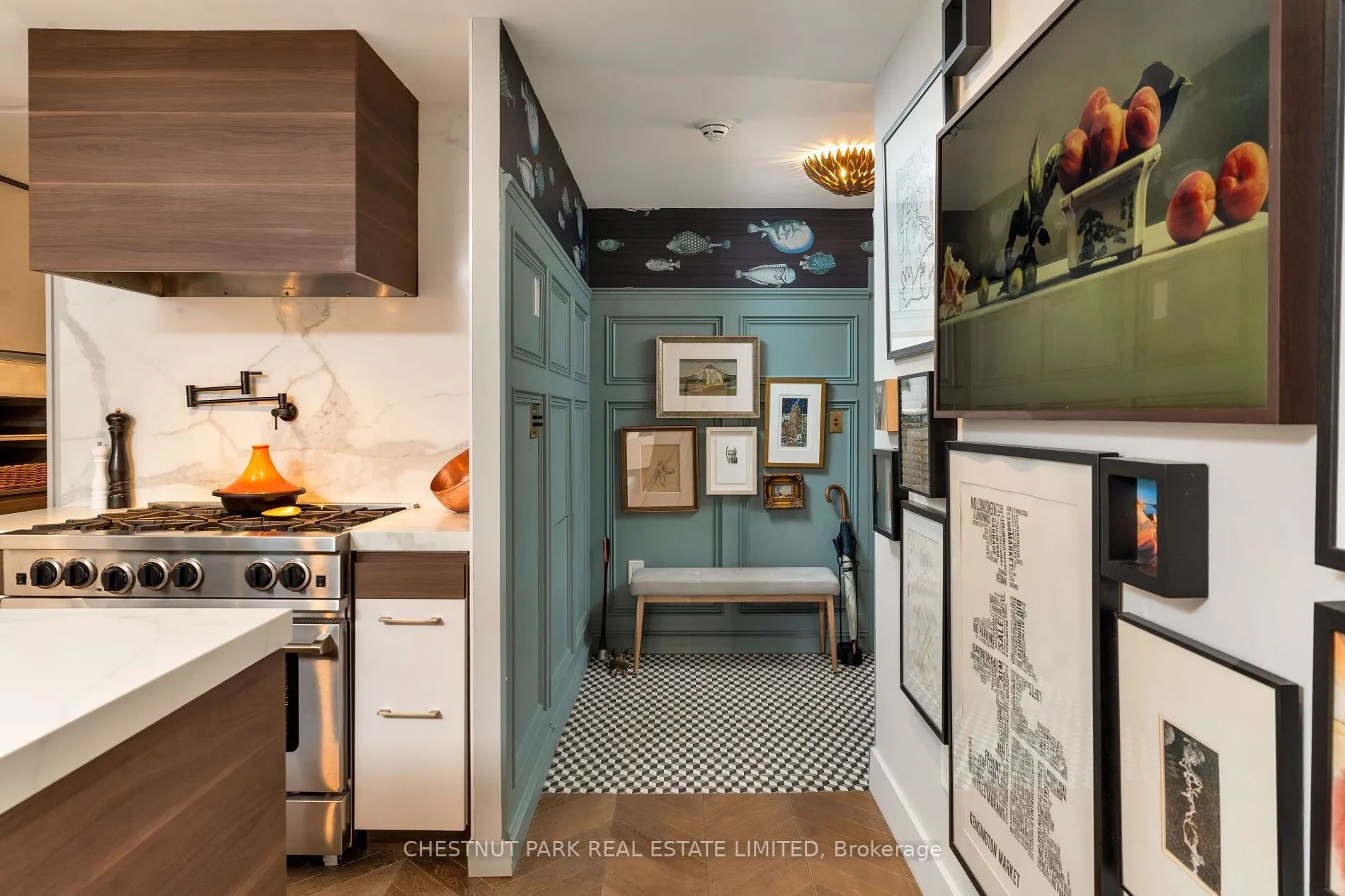 10 Navy Wharf Court, #709