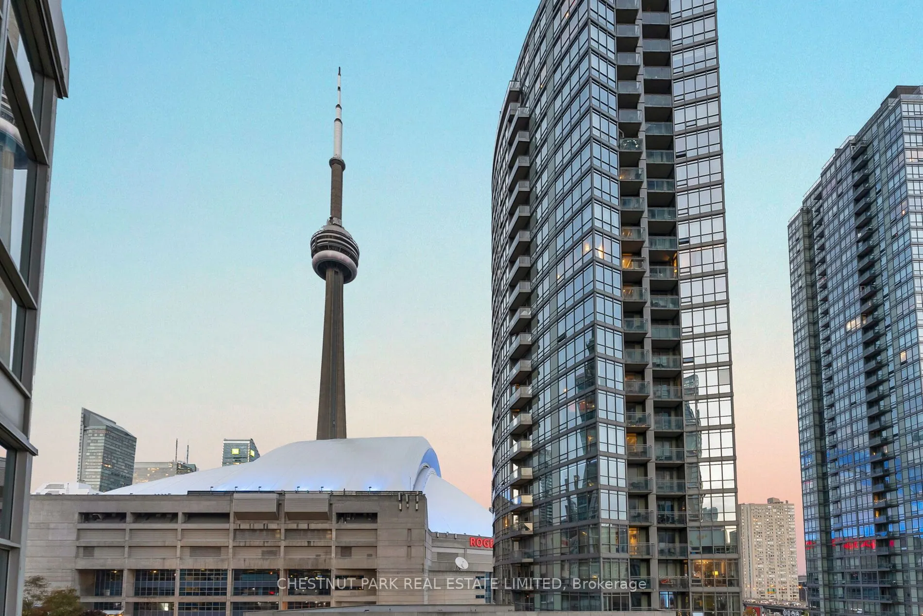 10 Navy Wharf Court, #709