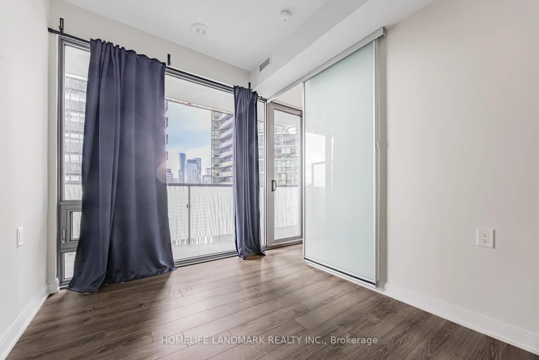 50 Charles Street E, #2305