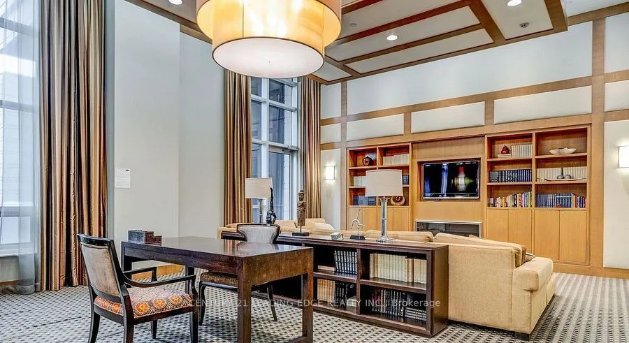 100 Harrison Garden Boulevard, #1220