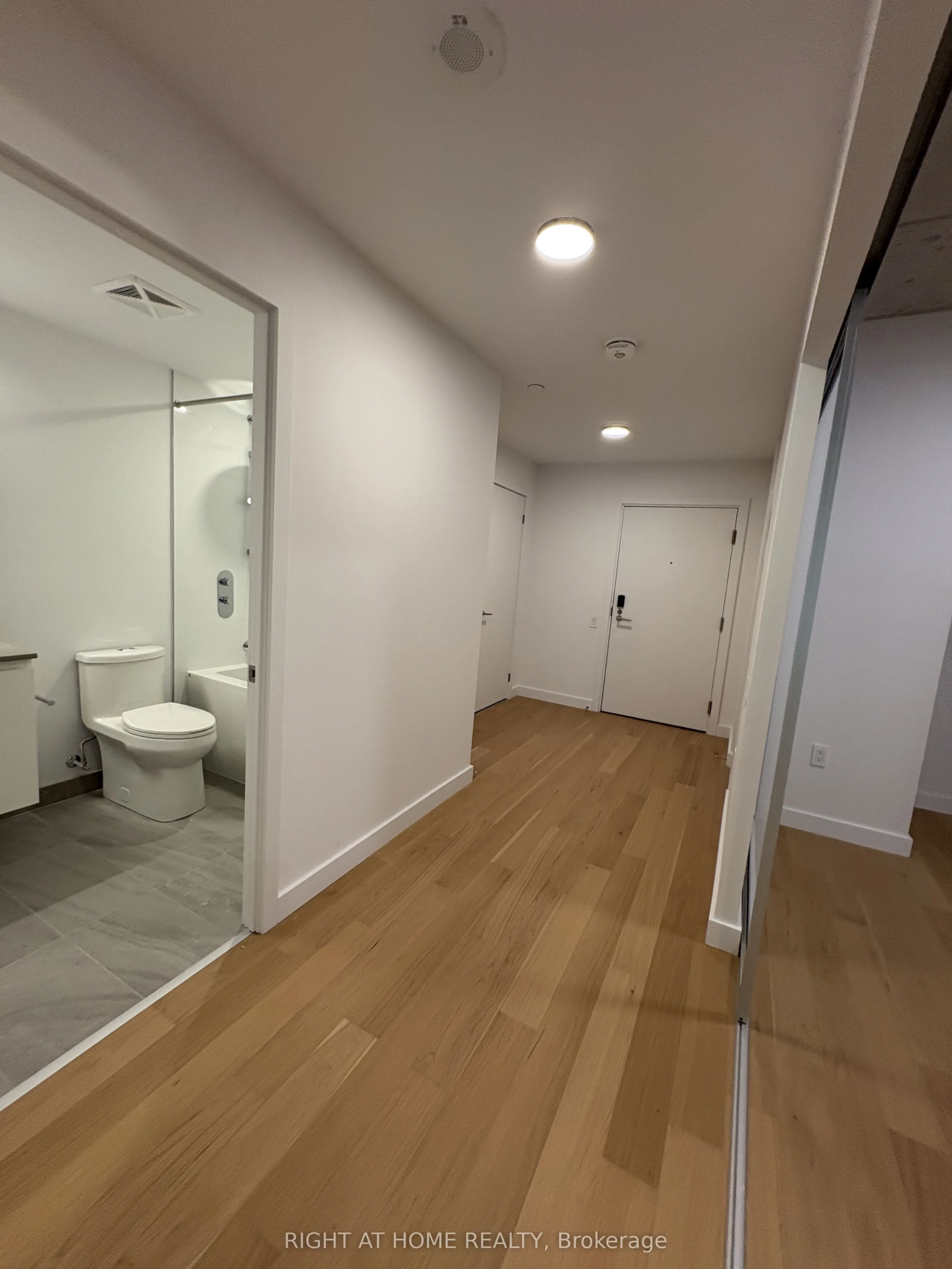 1720 Bayview Avenue, #210