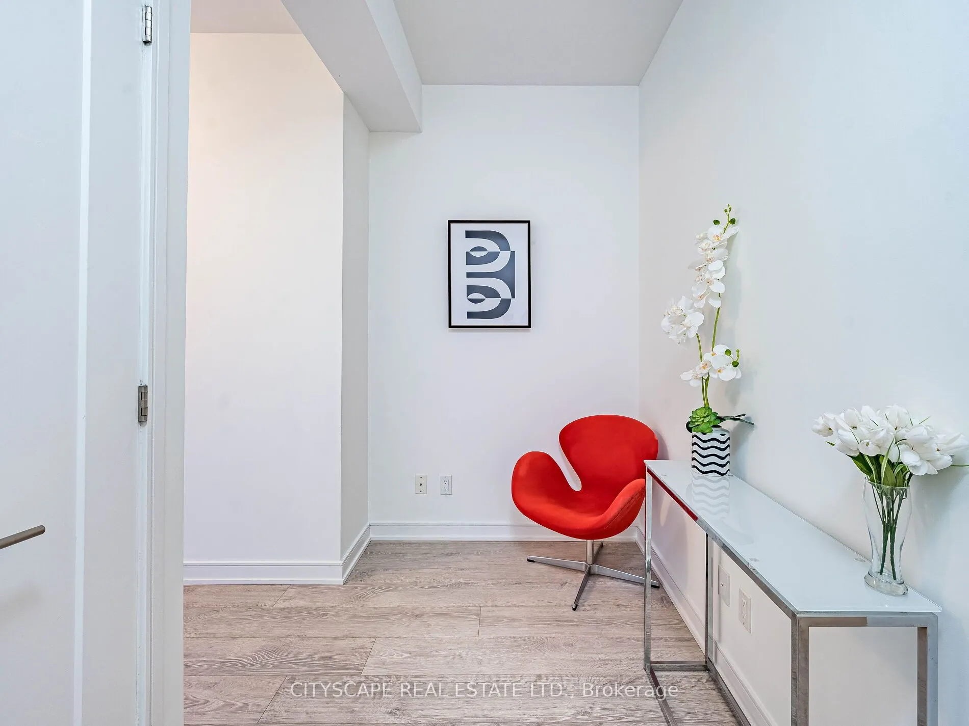 88 Scott Street, #1605