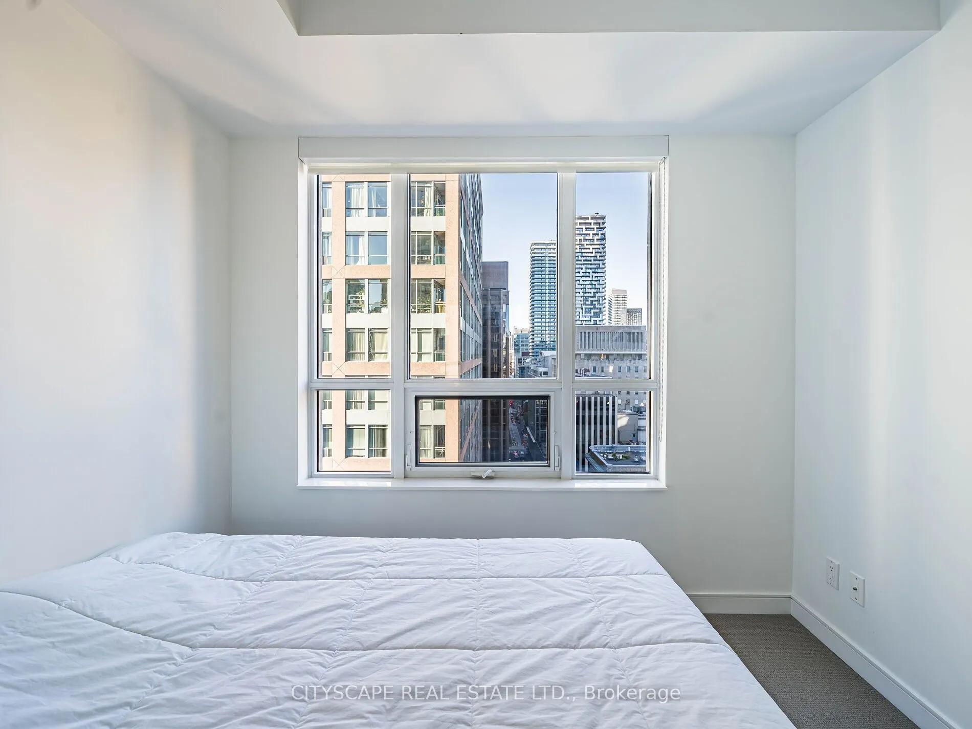 88 Scott Street, #1605