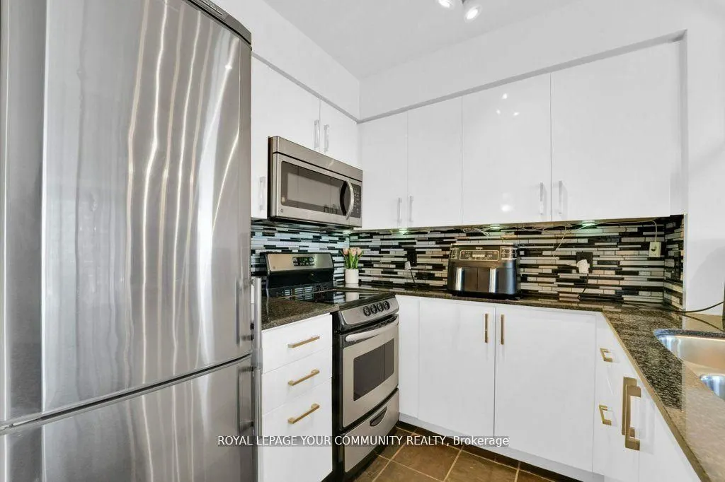 1103 Leslie Street, #1009