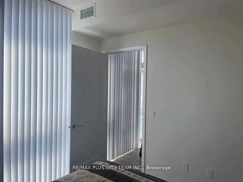 99 John Street, #3102