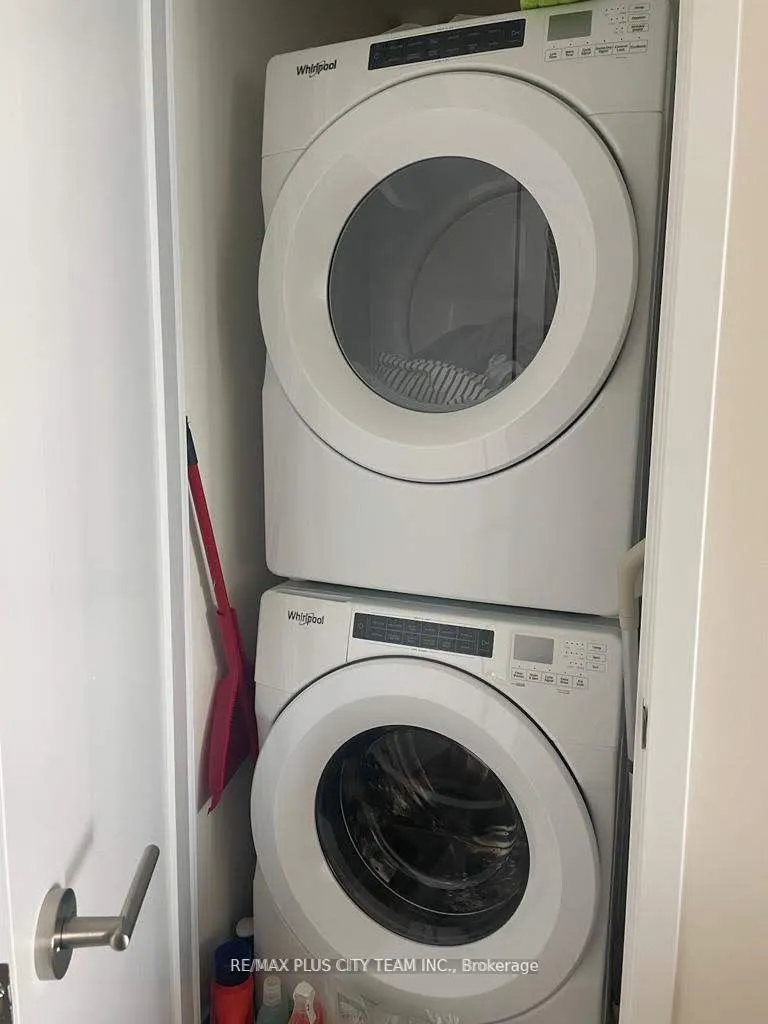 99 John Street, #3102