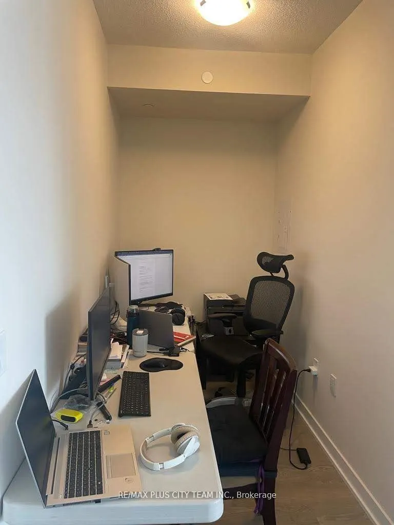 99 John Street, #3102