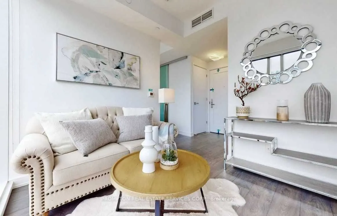 3 Gloucester Street, #1908