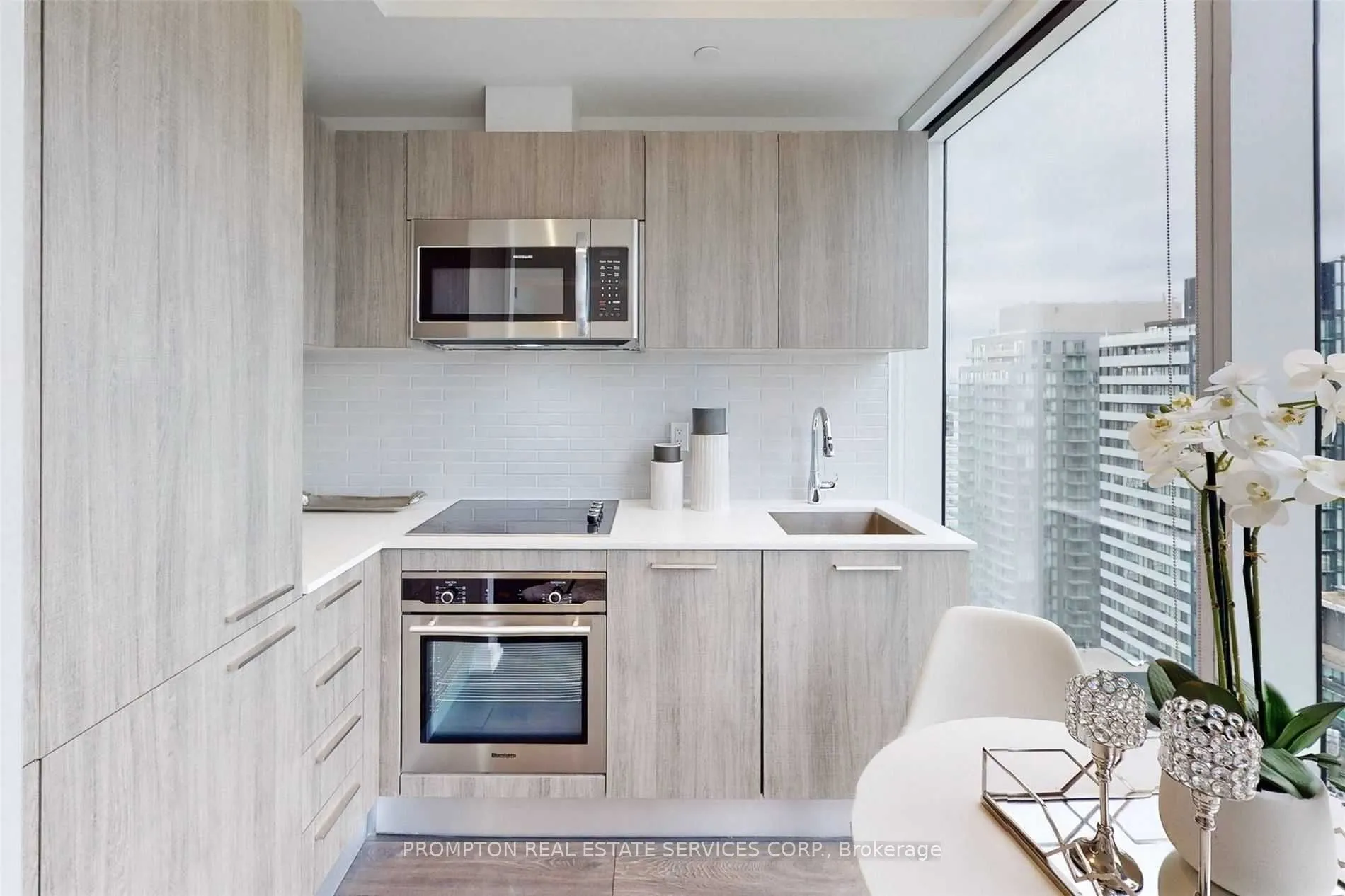 3 Gloucester Street, #1908