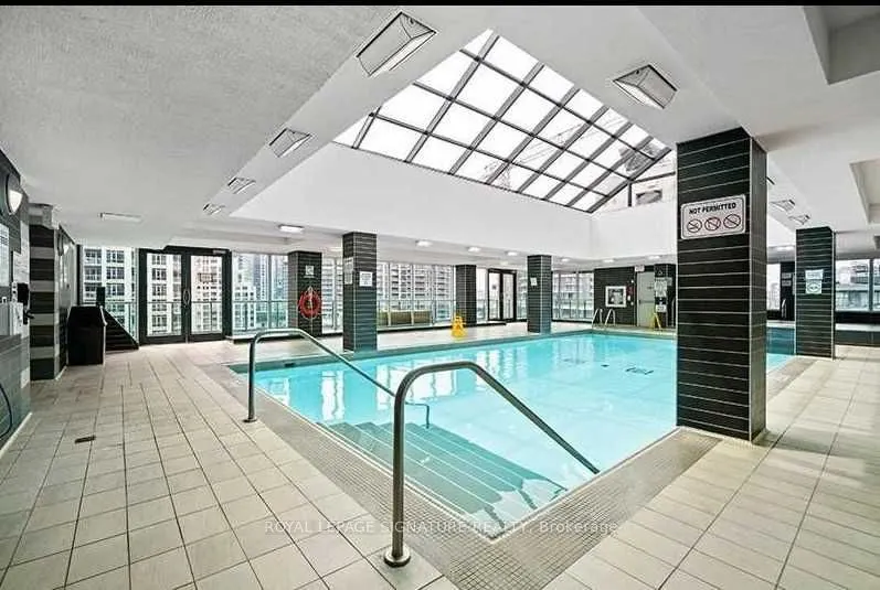 600 Fleet Street W, #530