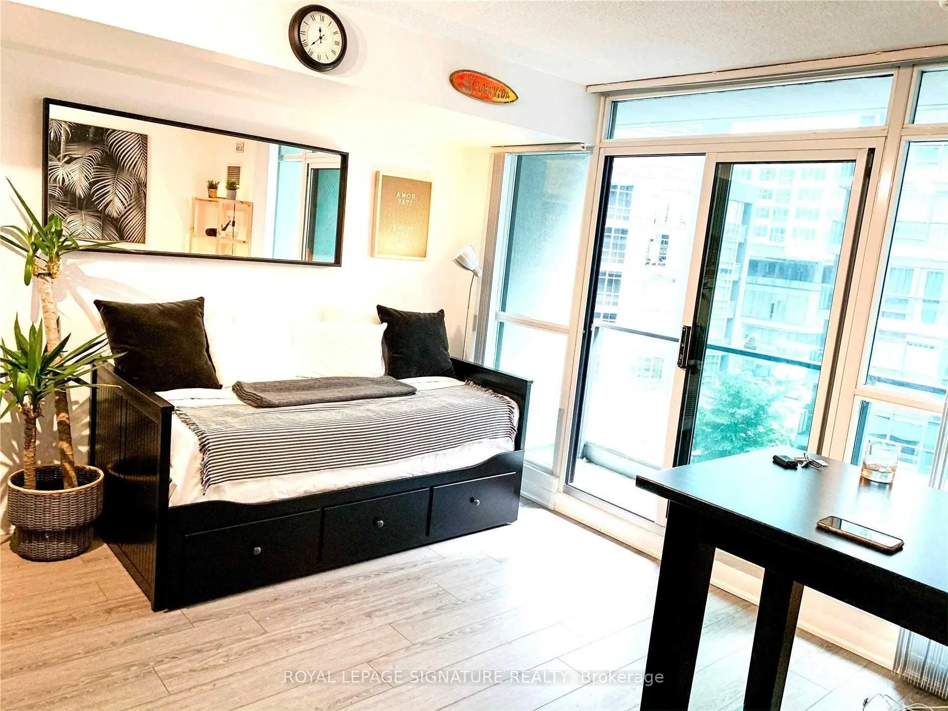 600 Fleet Street W, #530