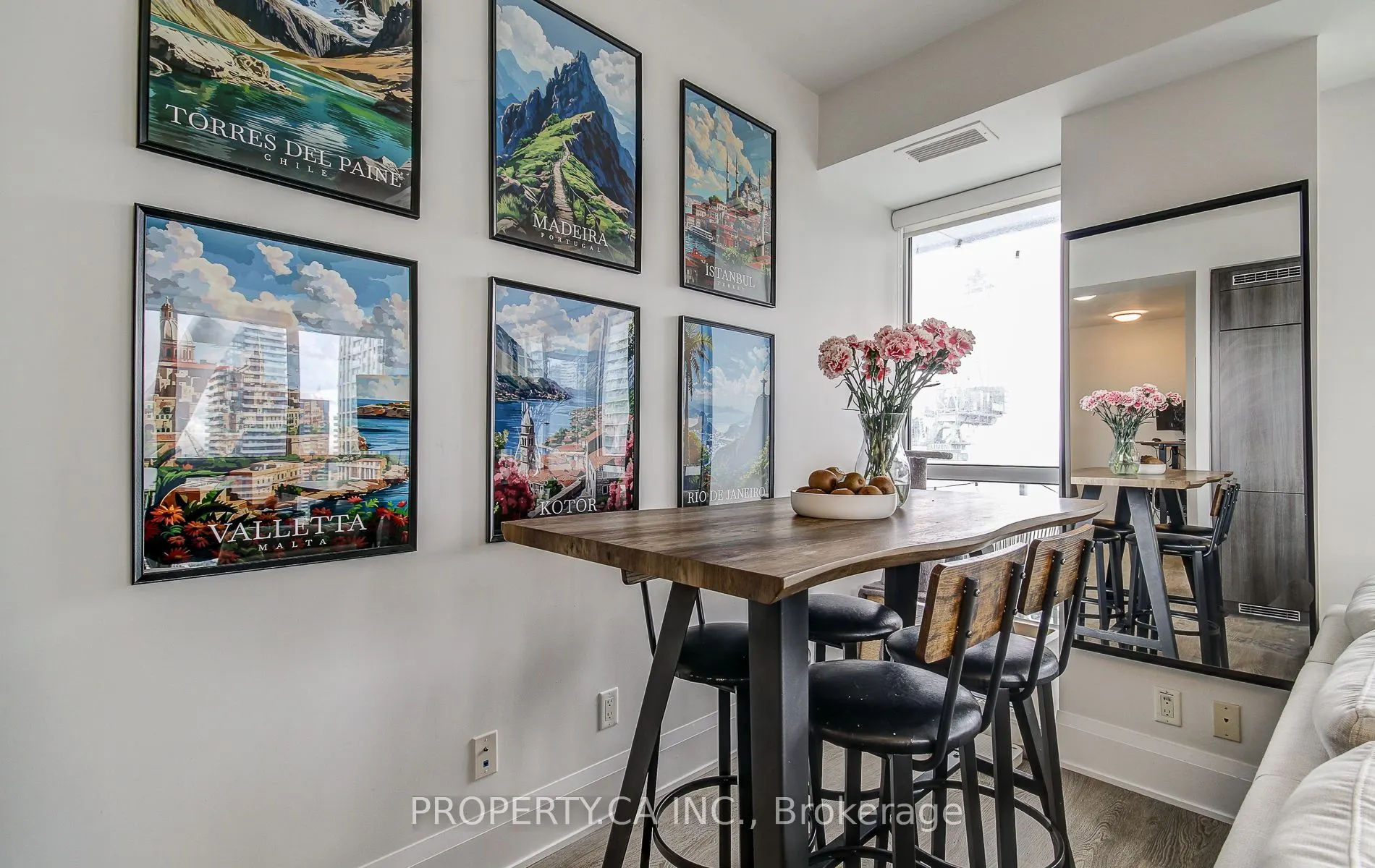 101 Erskine Avenue, #2507