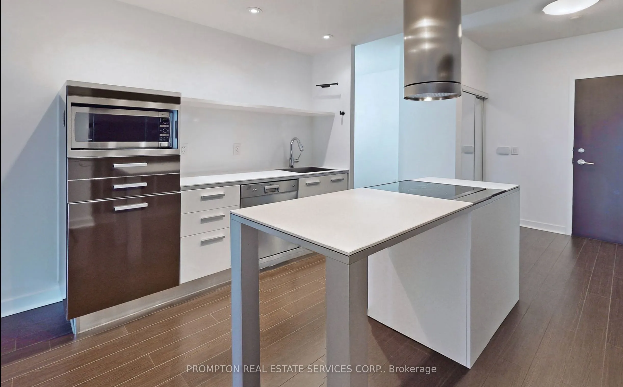 38 Dan Leckie Way, #2510