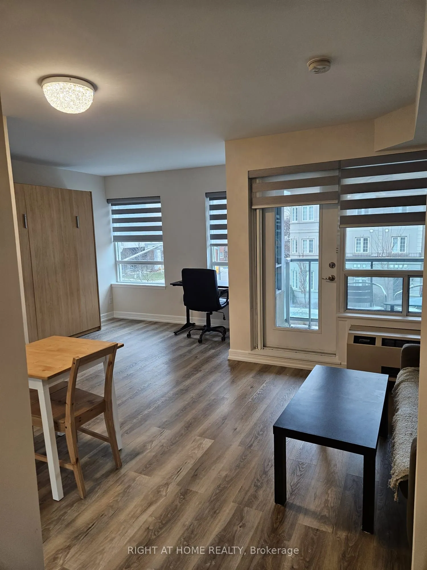 19 Avondale Avenue, #210