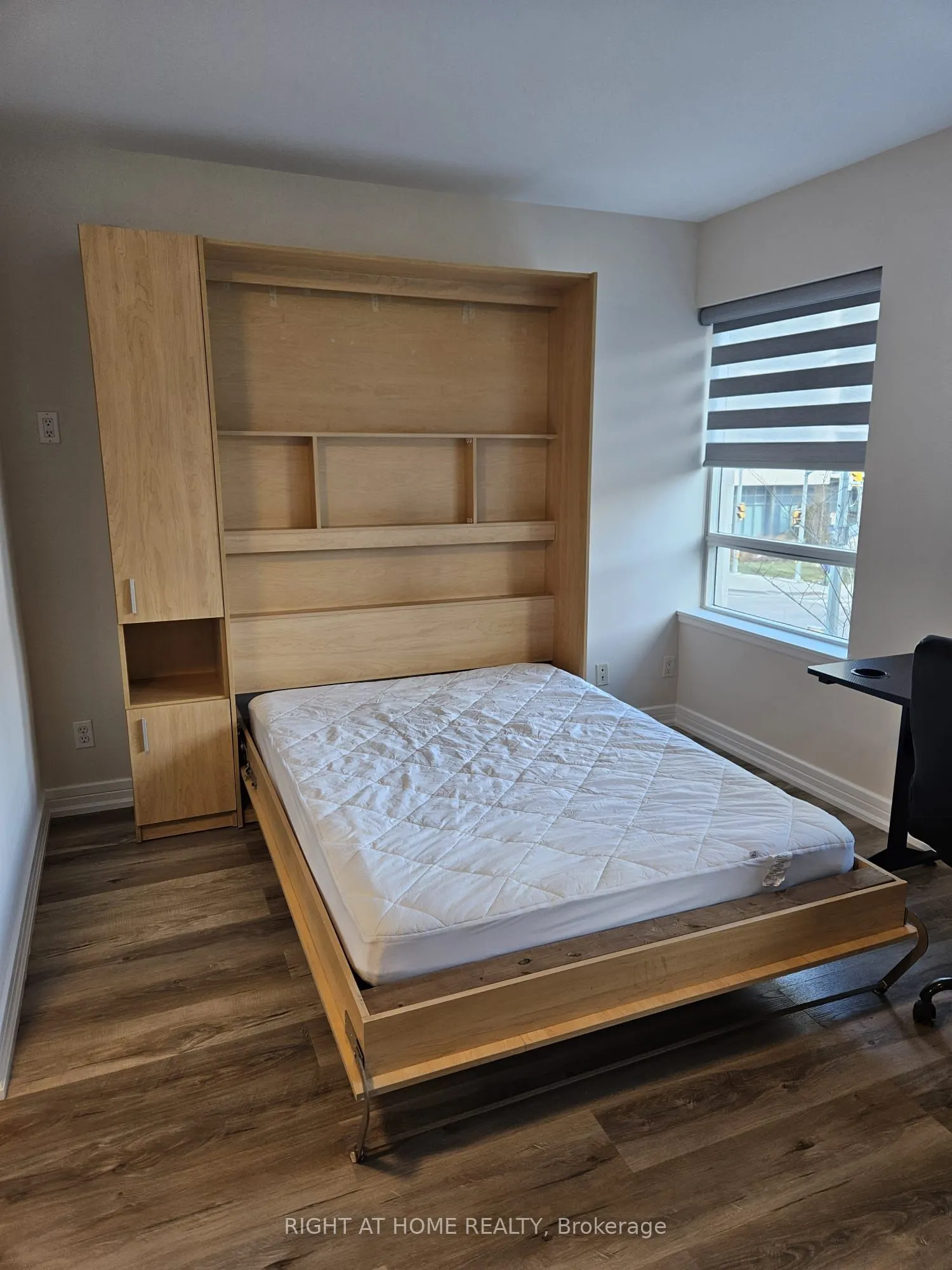 19 Avondale Avenue, #210