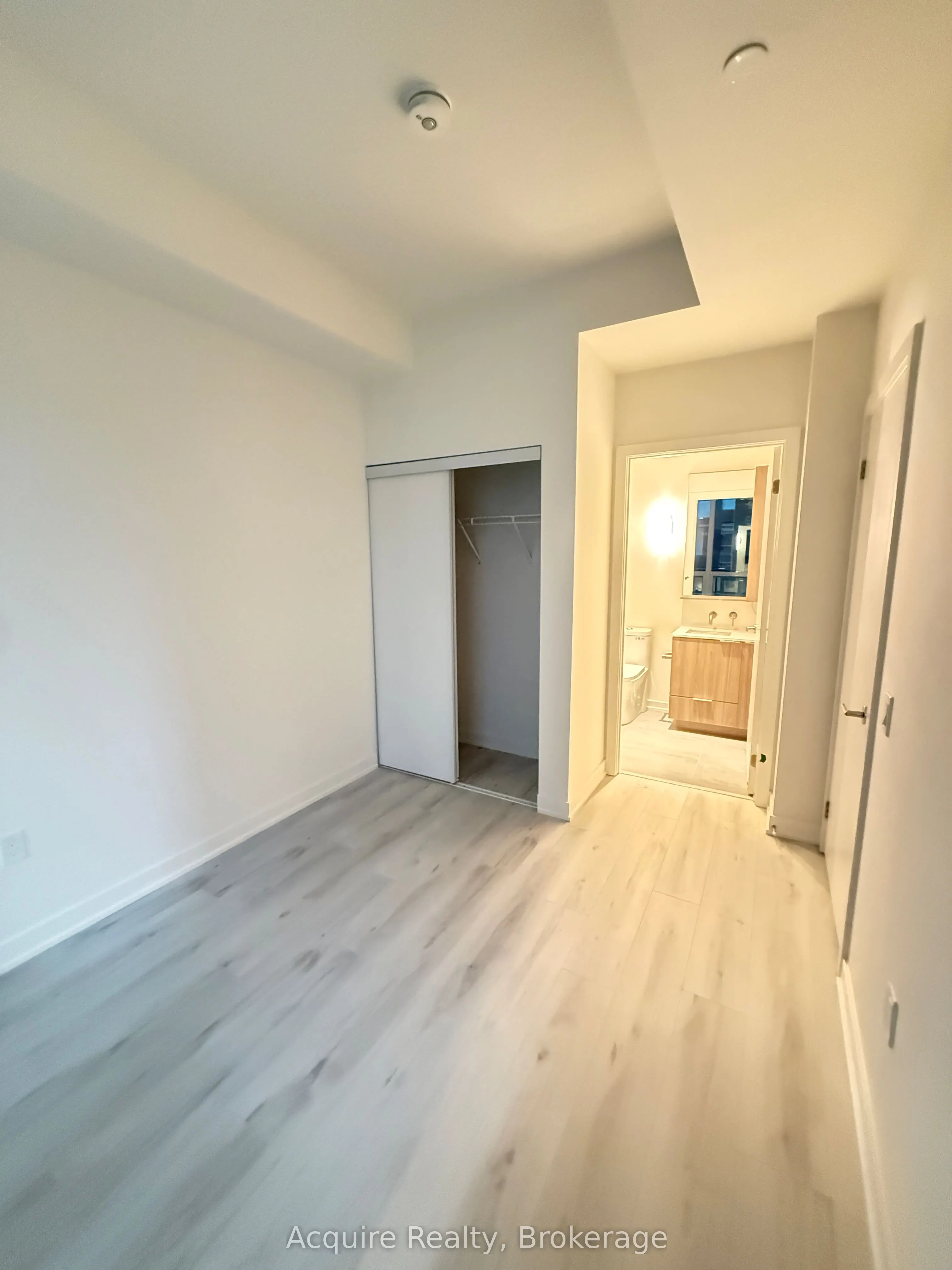 110 Broadway Avenue, #704