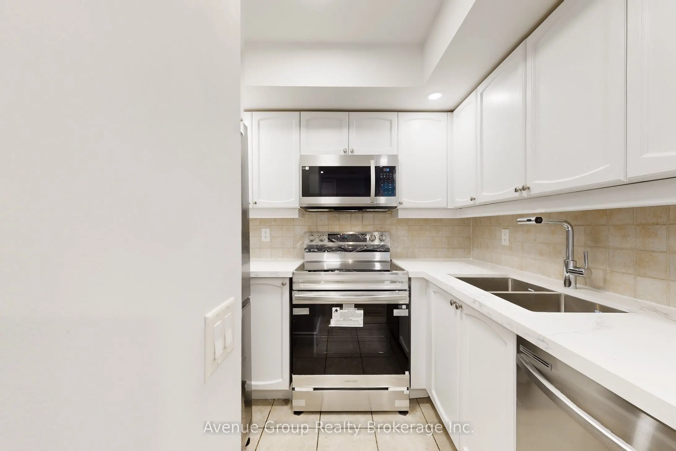 15 Northtown Way, #1929