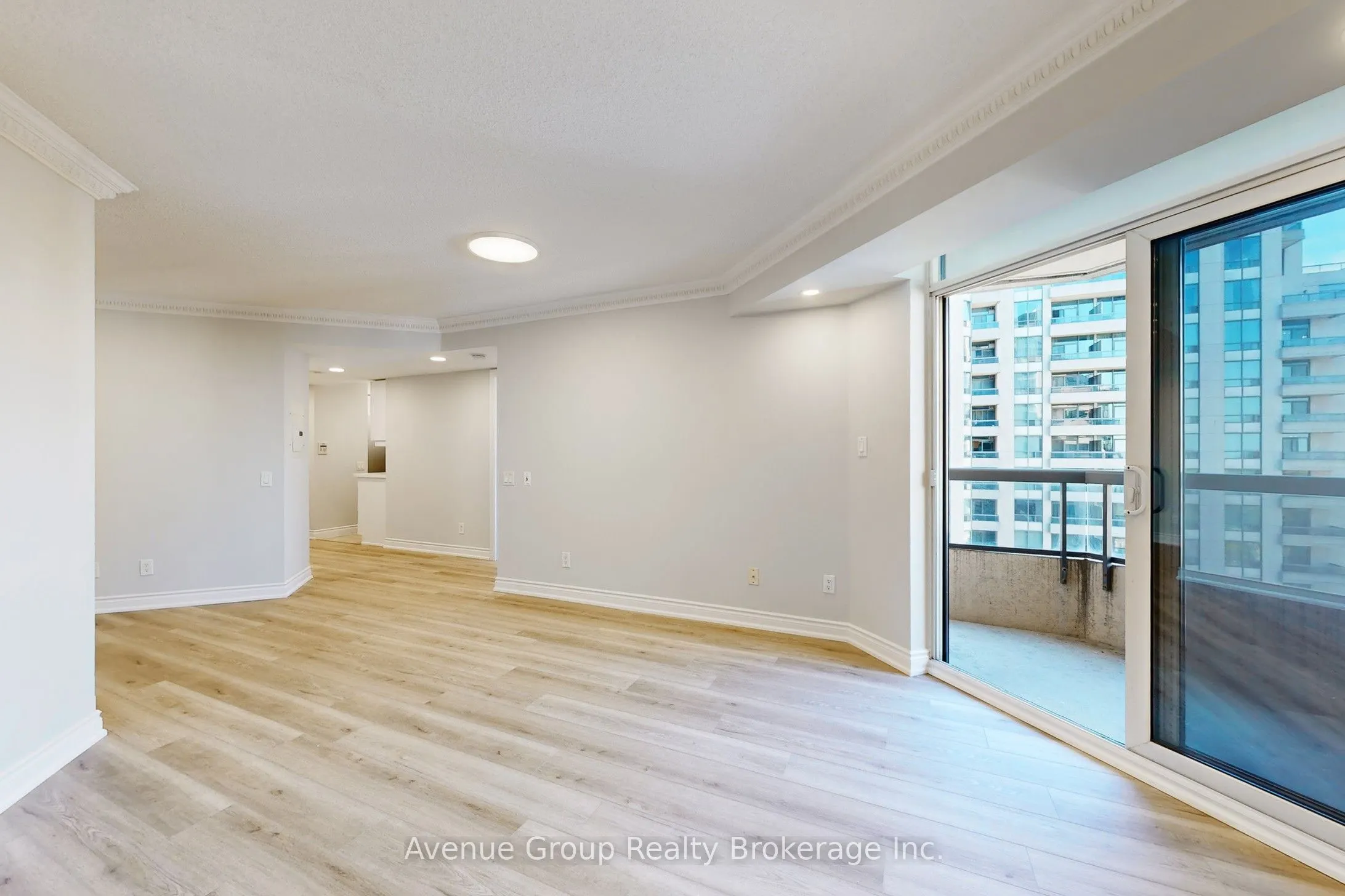 15 Northtown Way, #1929