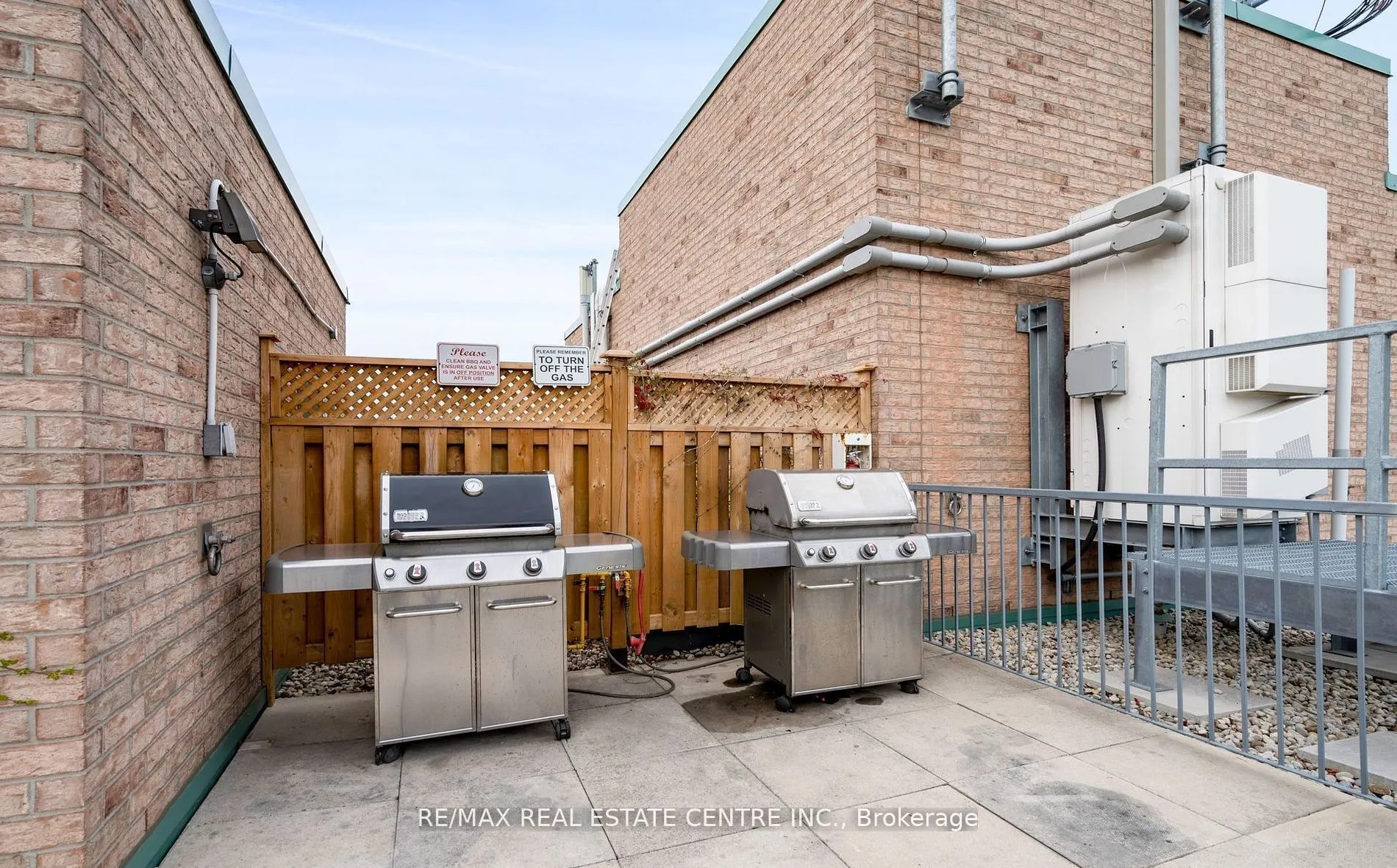 311 Richmond Street E, #801