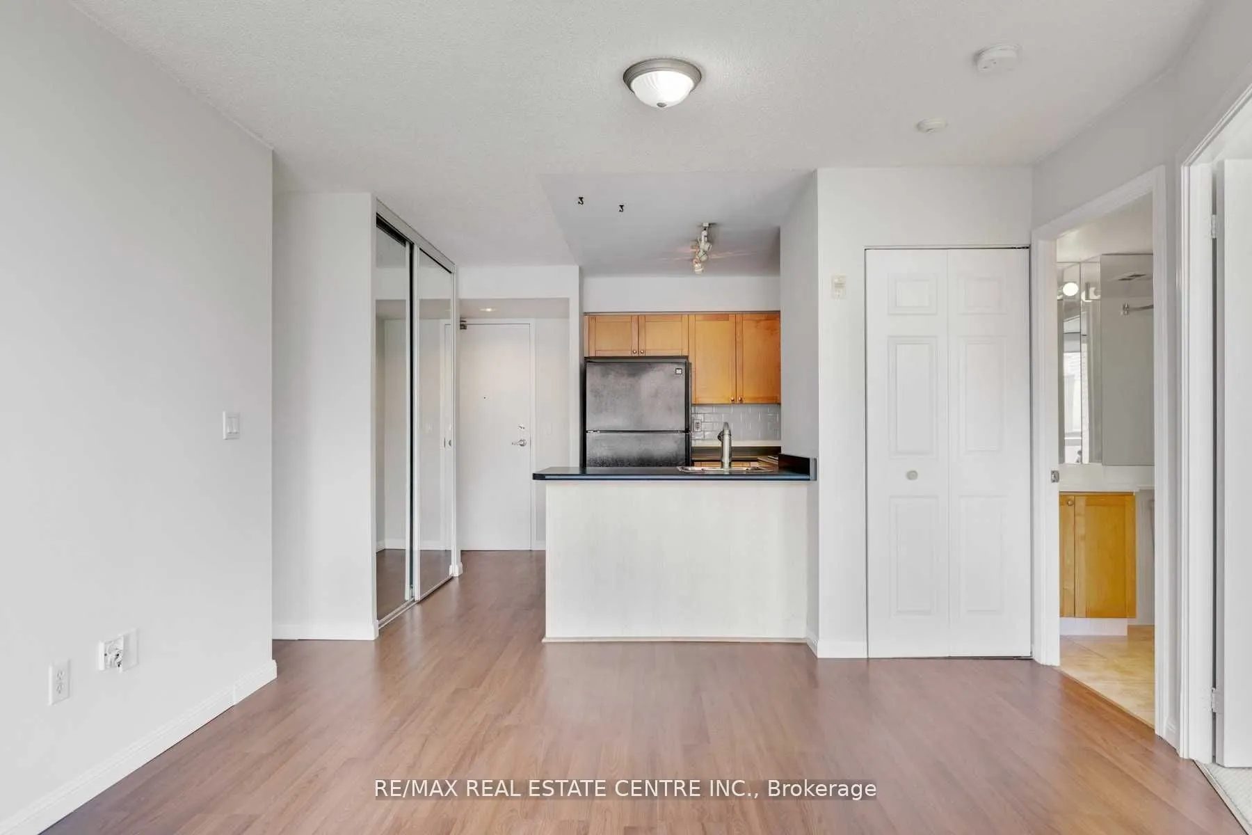 311 Richmond Street E, #801