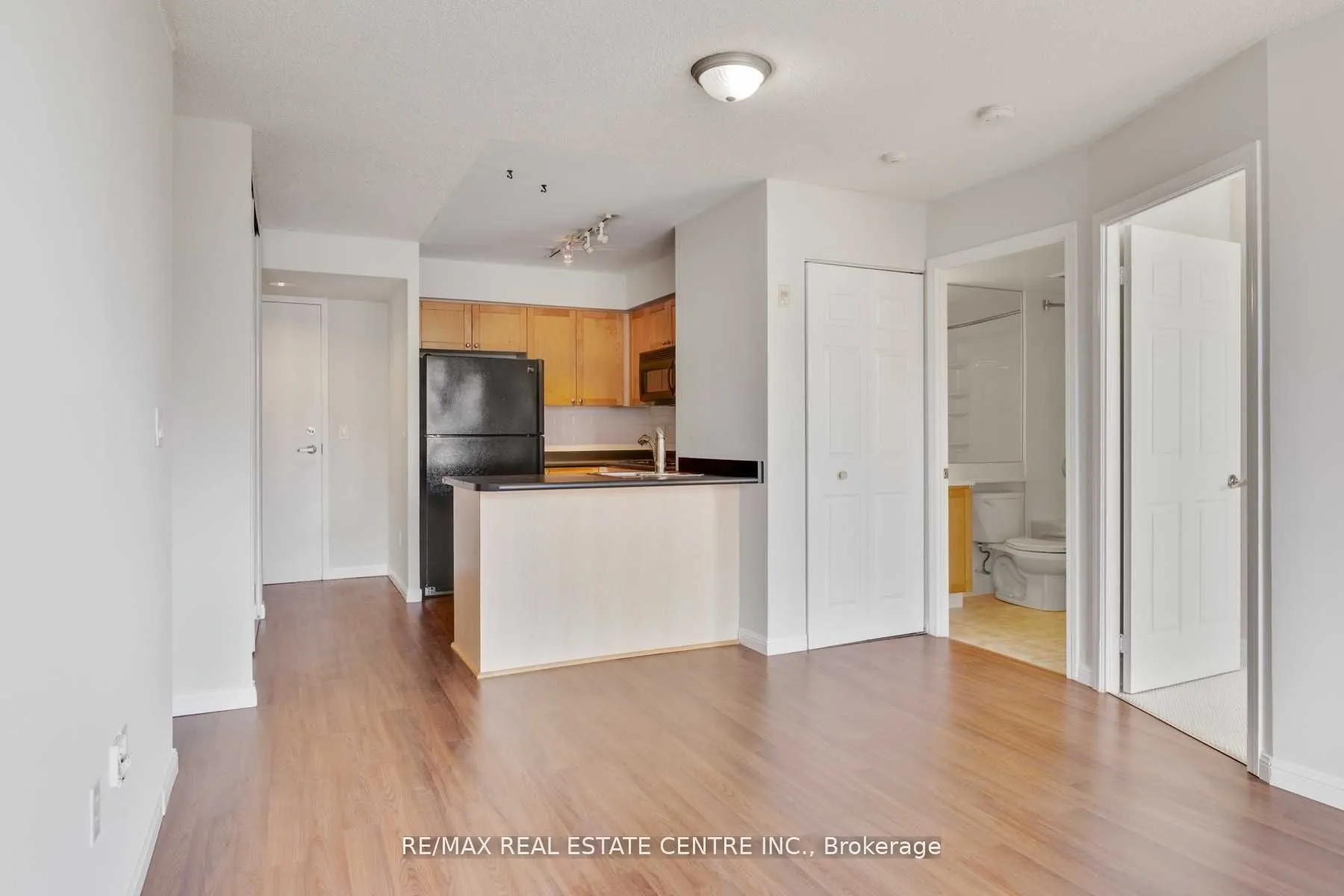 311 Richmond Street E, #801