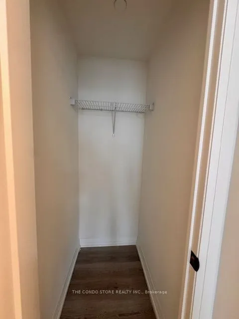 280 Dundas Street W, #1605