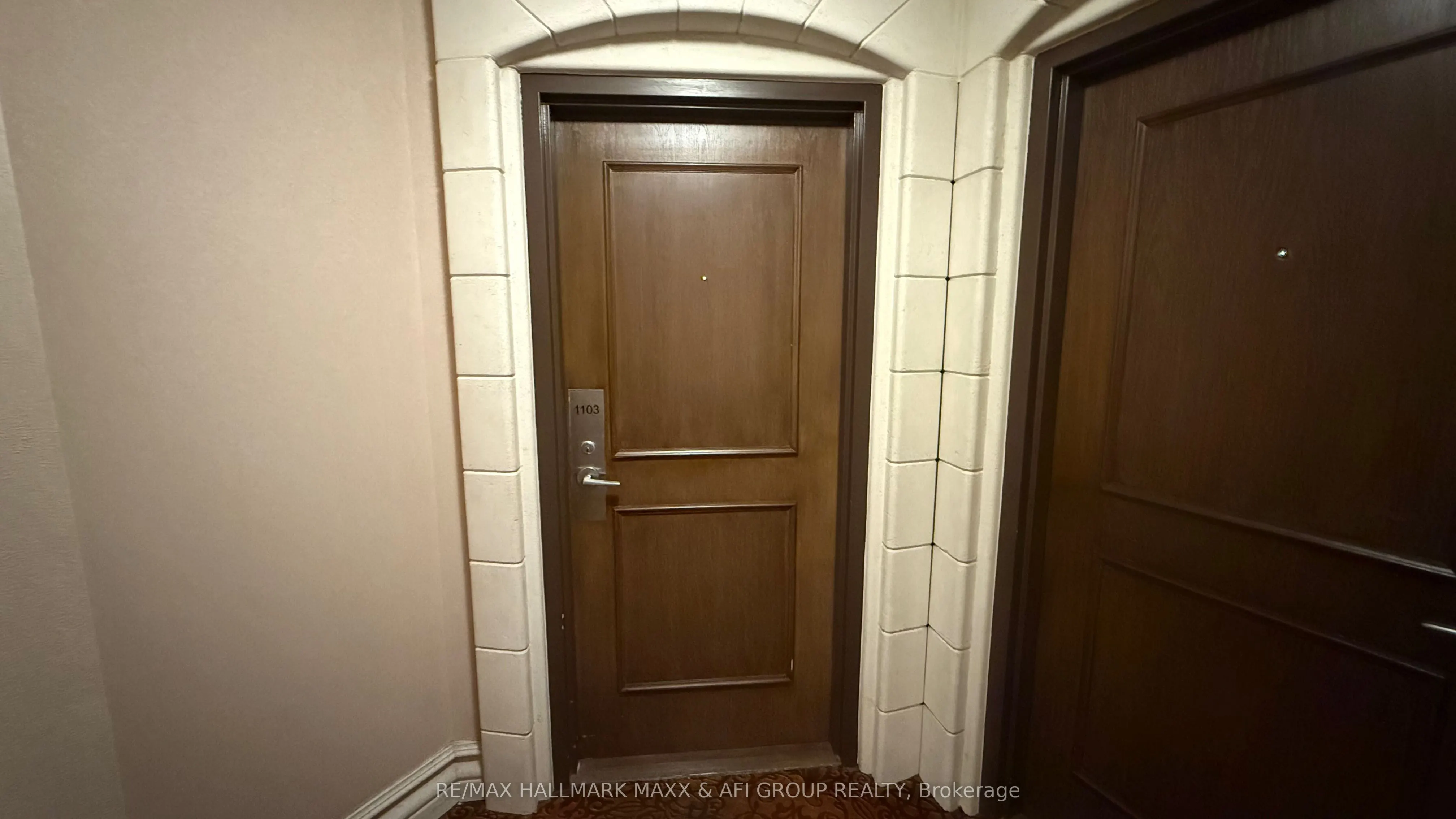 7 Lorraine Drive, #1103