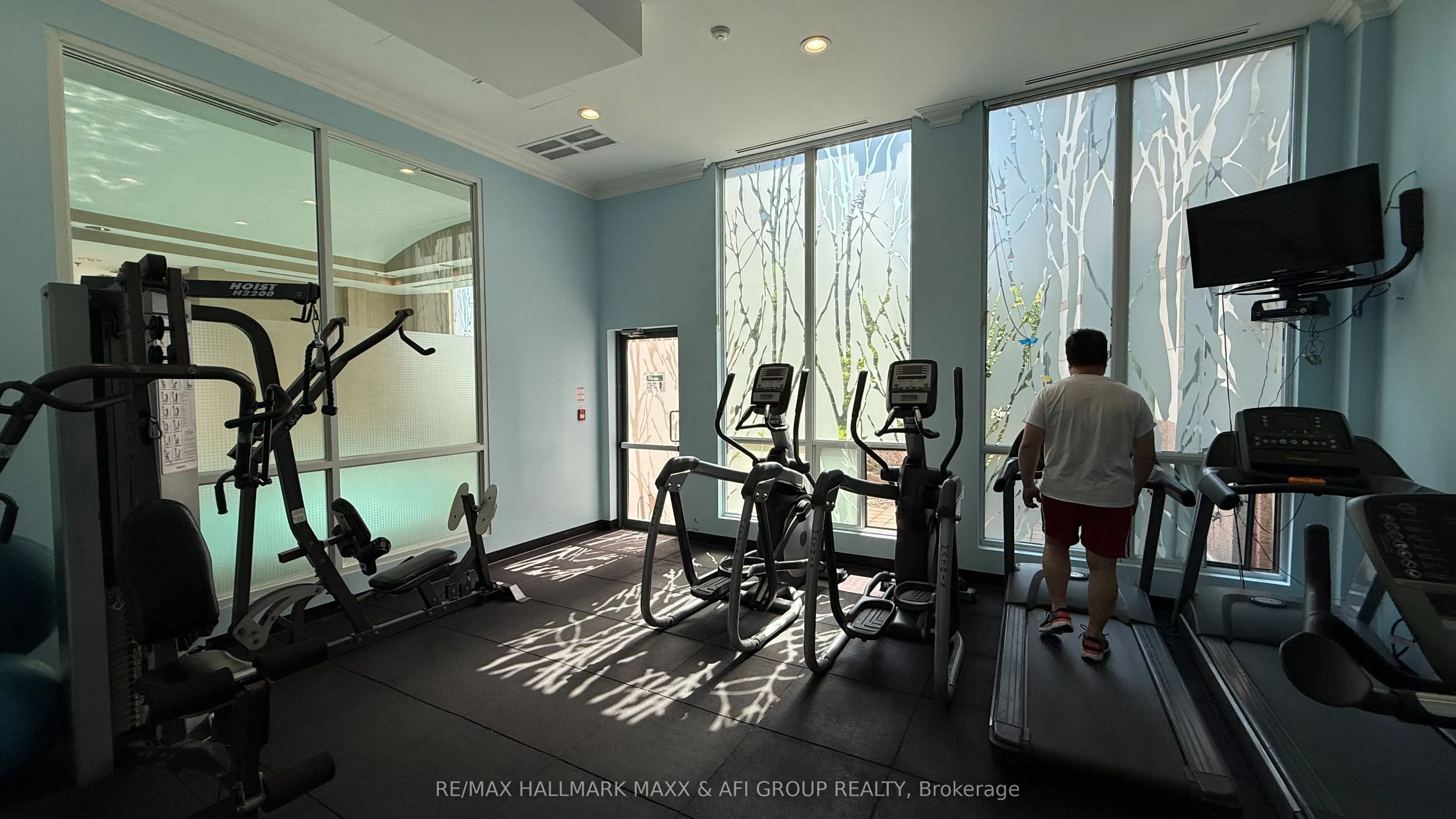 7 Lorraine Drive, #1103