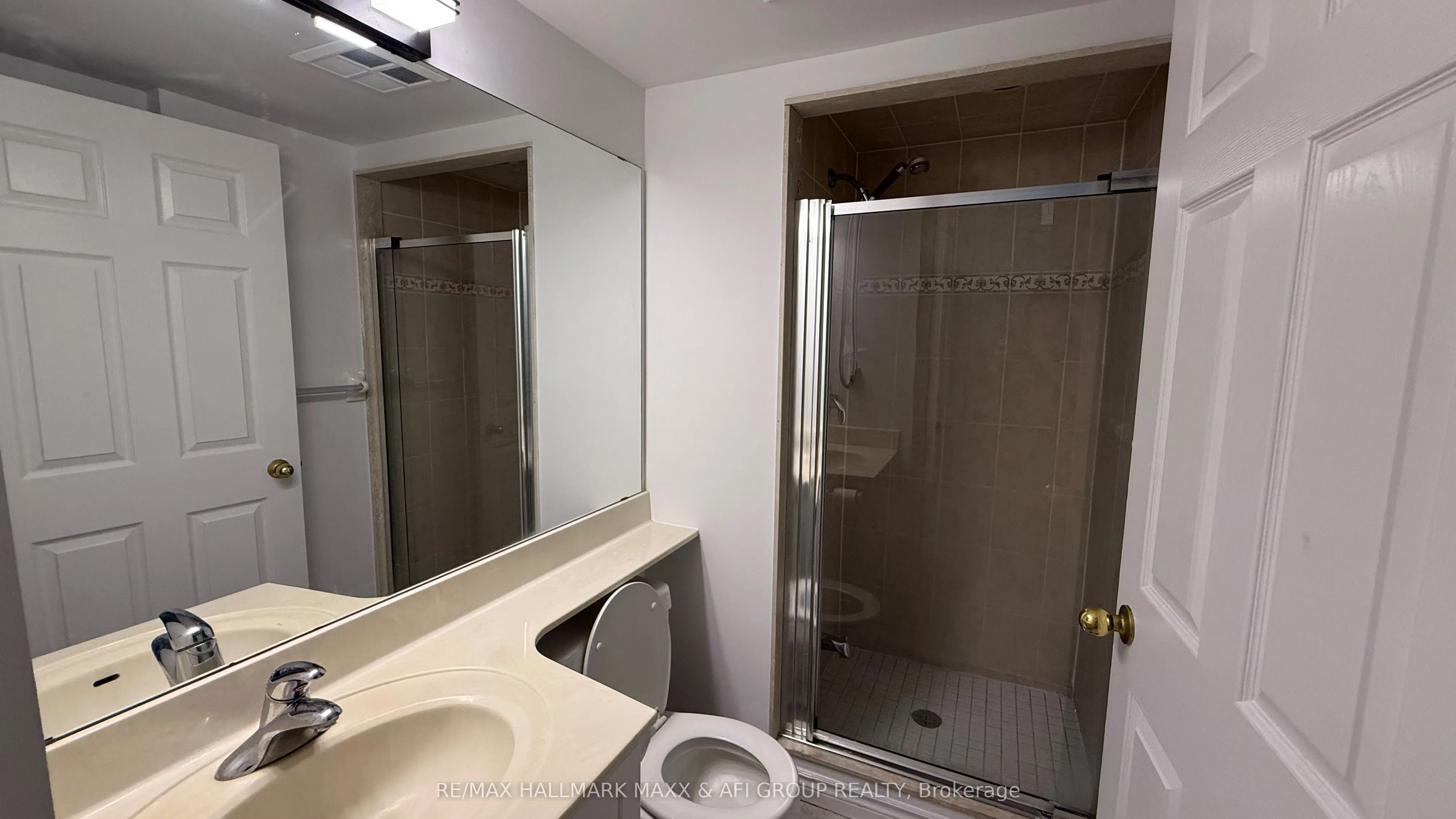 7 Lorraine Drive, #1103