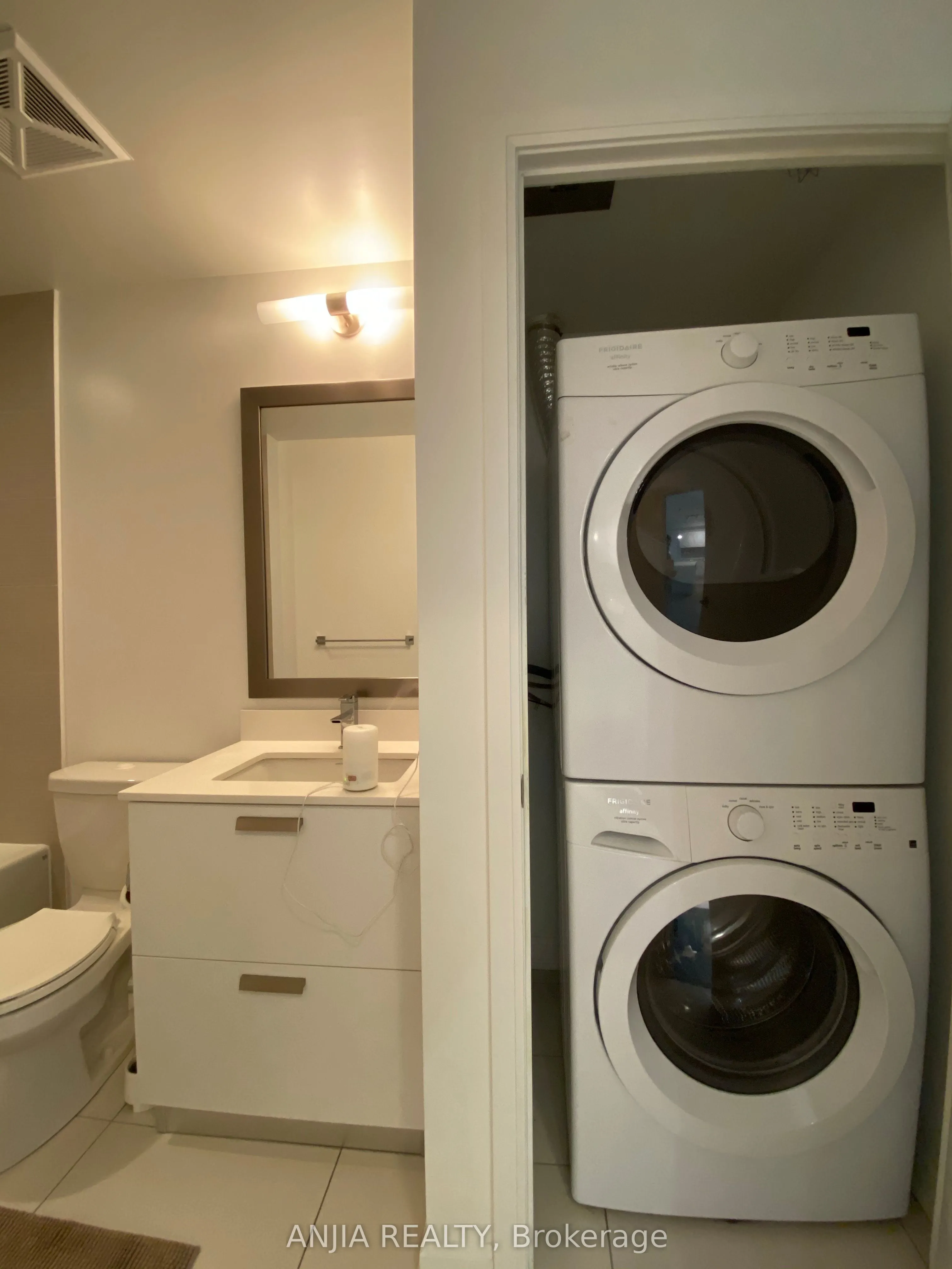 9 Bogert Avenue, #2104