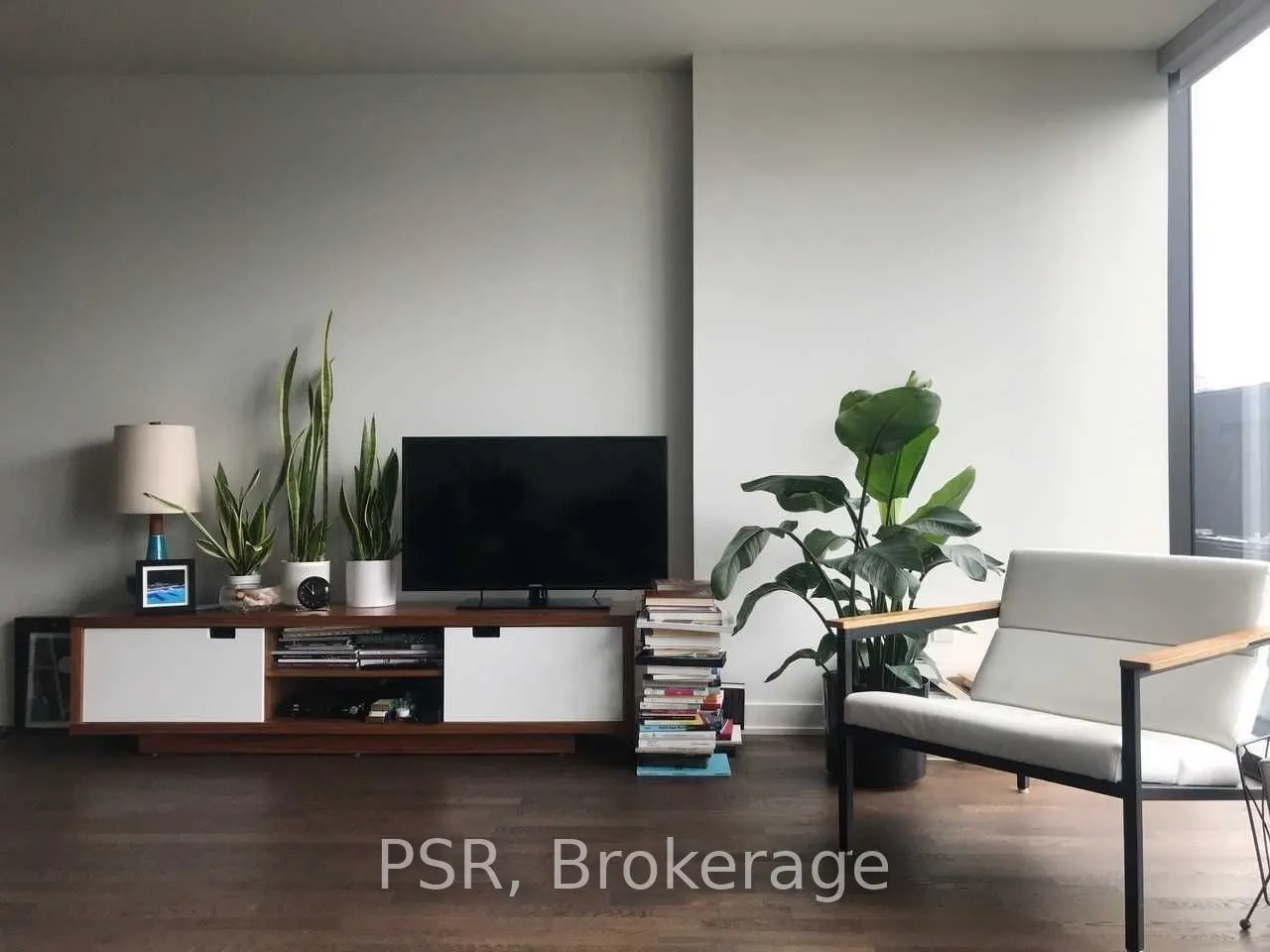 629 King Street W, #1204