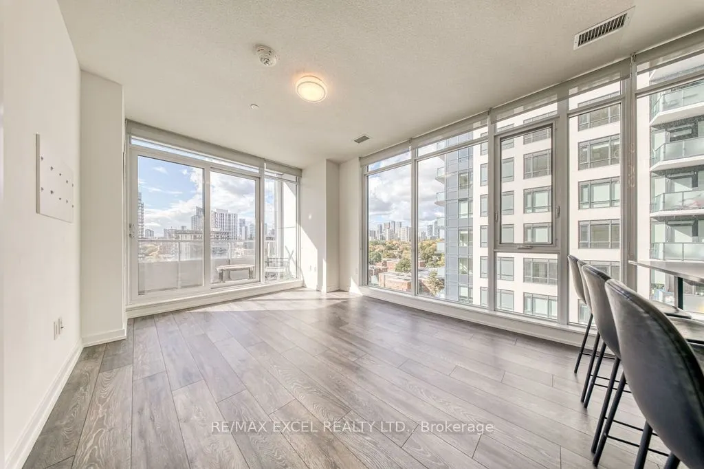 225 Sumach Street, #1009